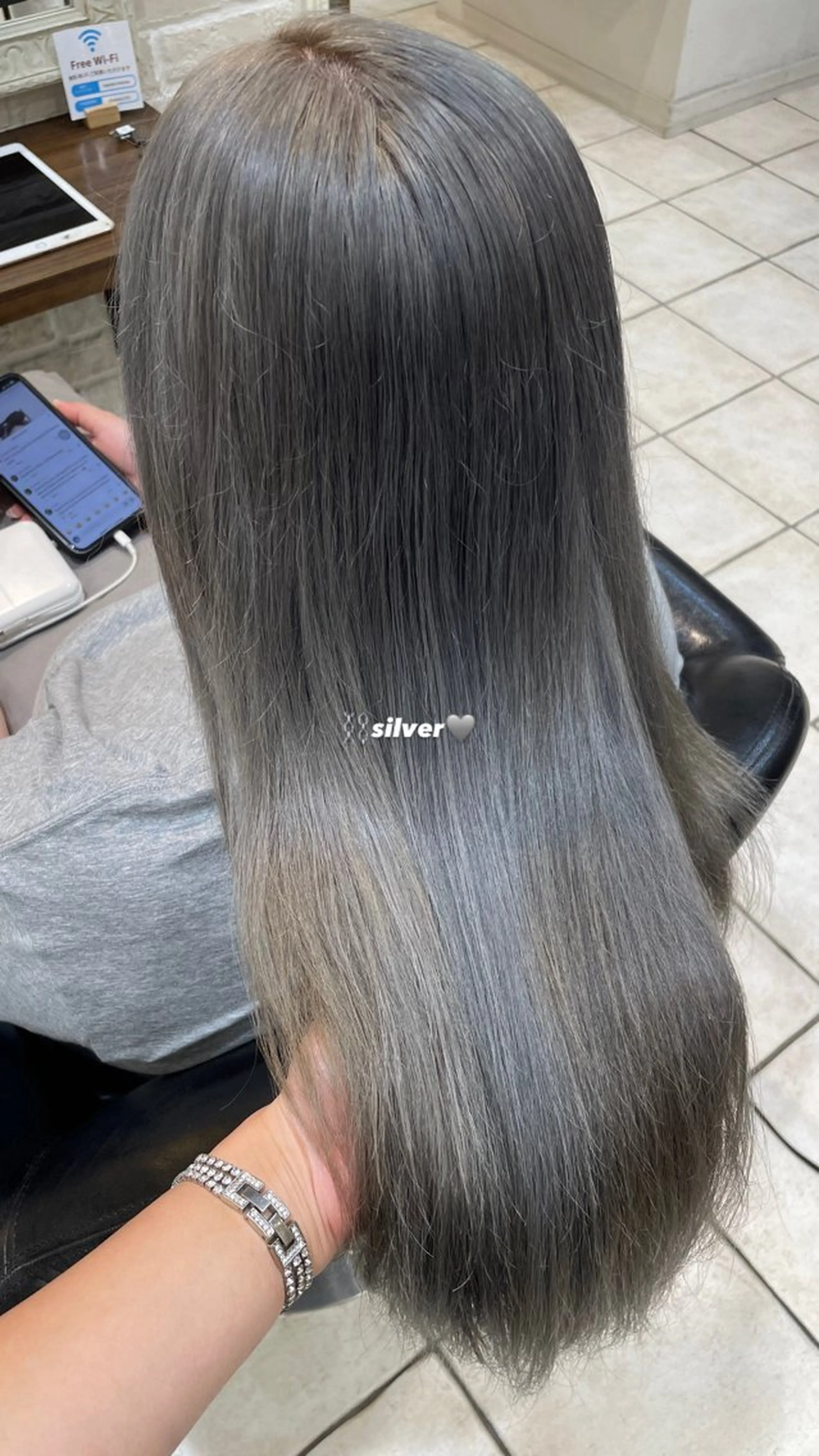 カラー 🩵RIKO🩵 透明感カラー🫧のヘアスタイル