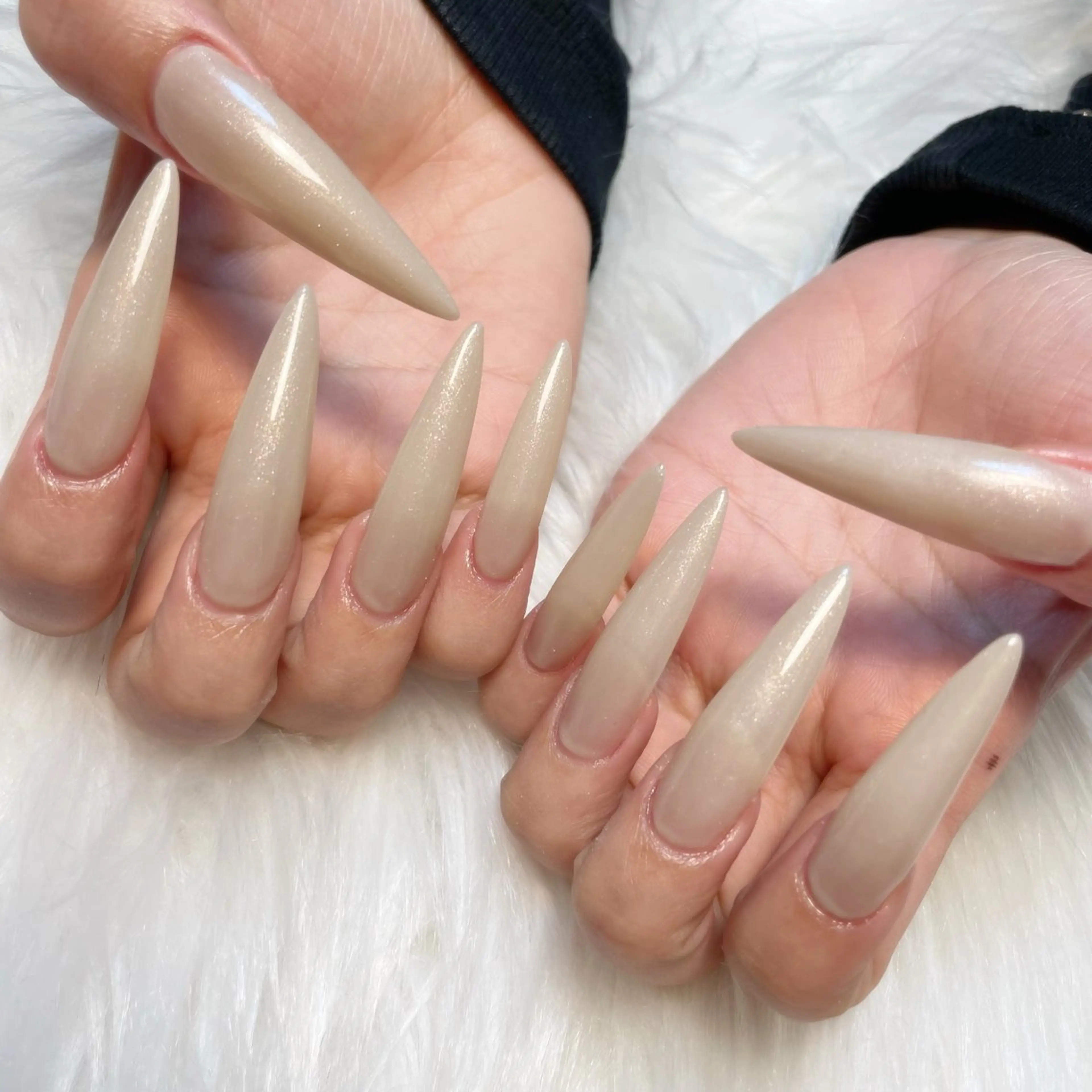 ネイル ハンドネイル ゴテゴテ💙ワンホン リオナのネイルデザイン