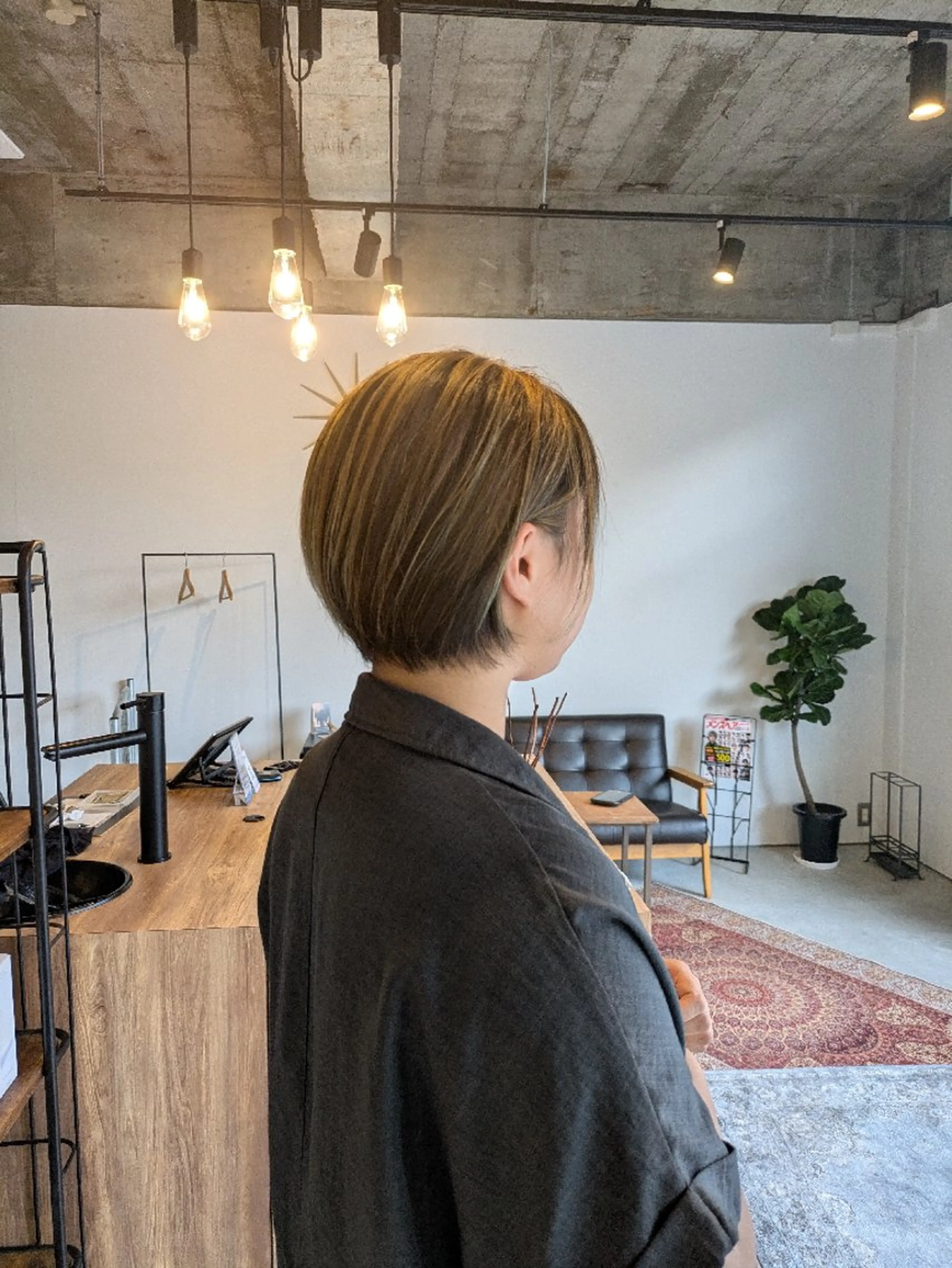 カラー ショート ハイライトカラー ハイライト SOL所属・透明カラー/ショート /髪質改善/亀山貴之のヘアスタイル