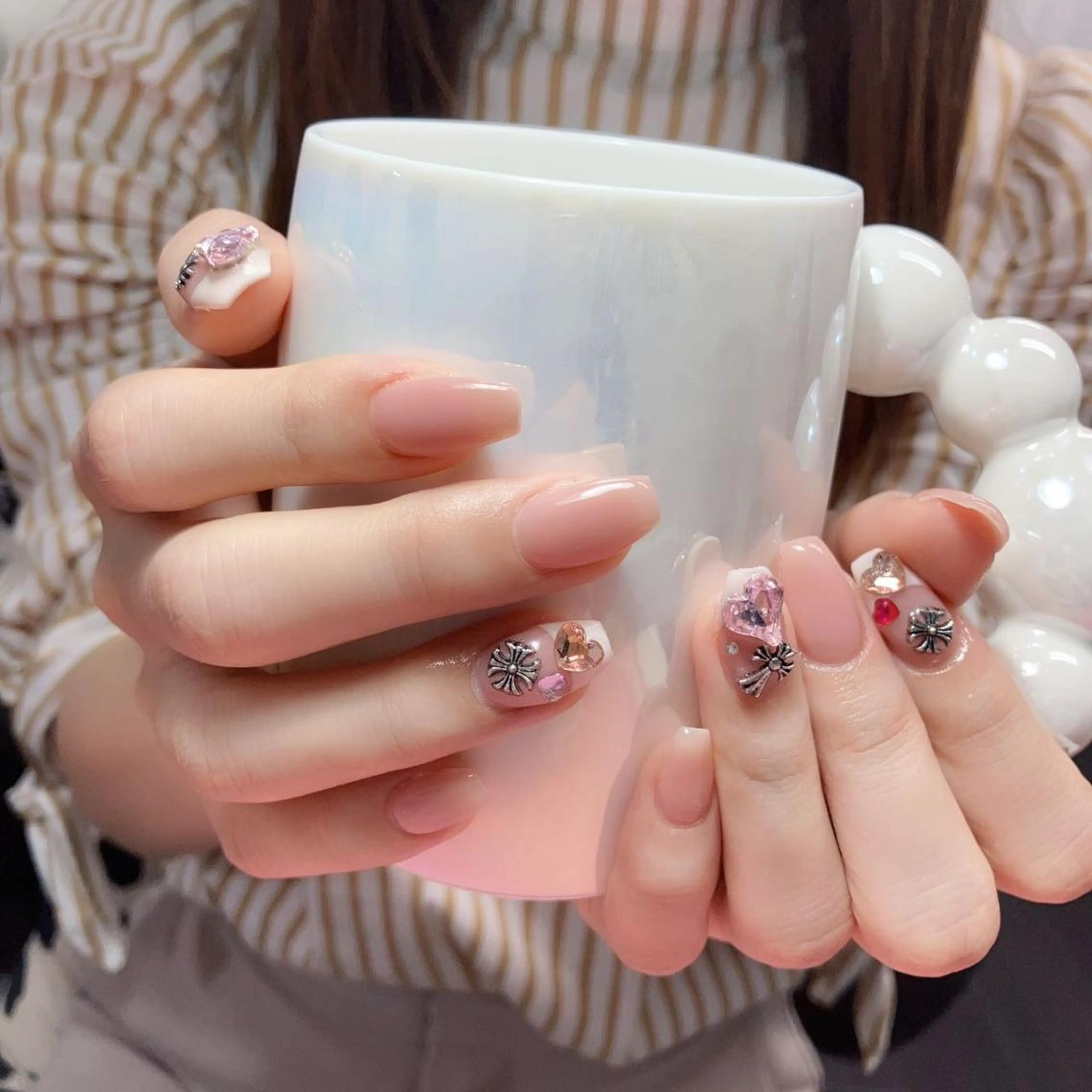 ネイル YUKI_ Monster💟のネイルデザイン