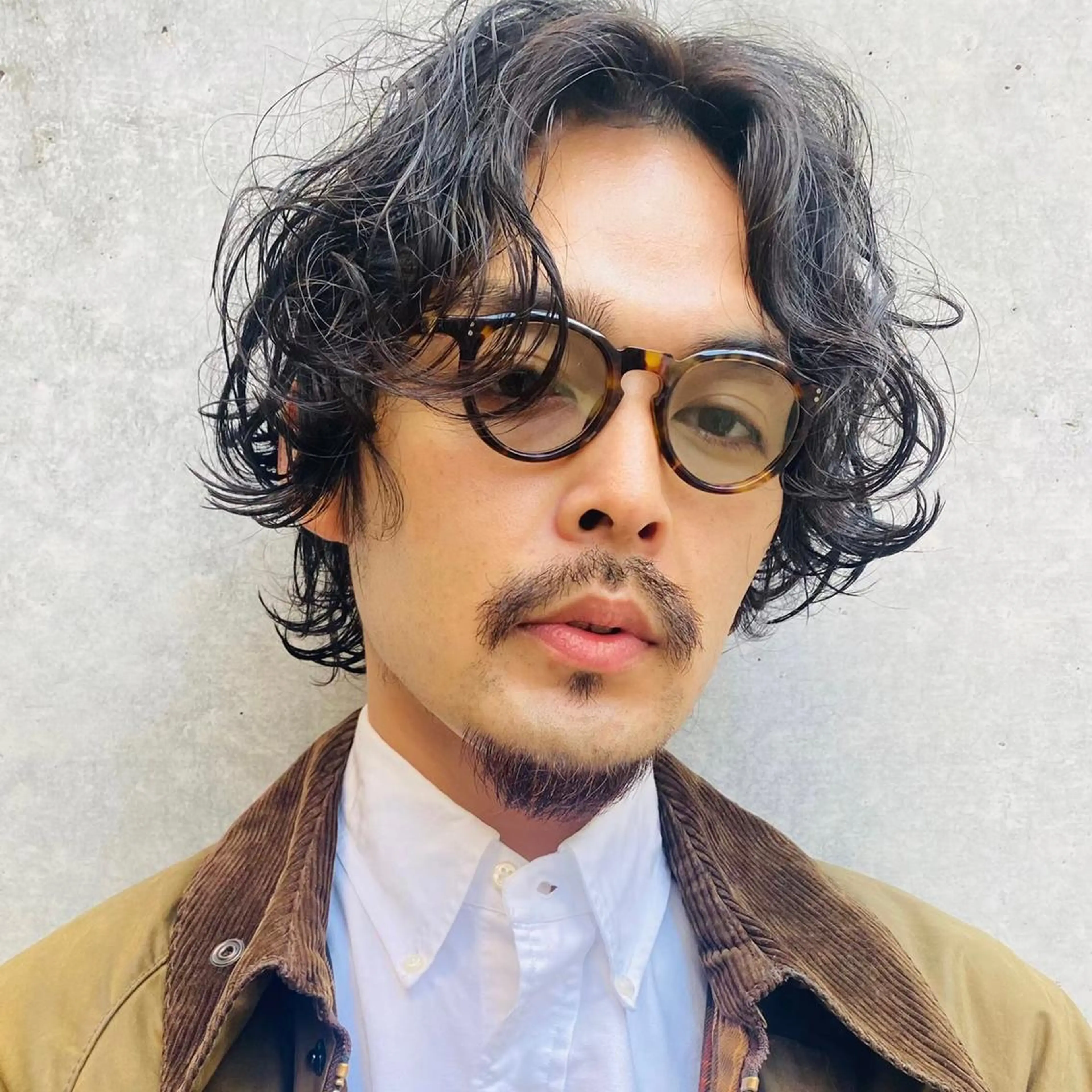 ショート カラー パーマ メンズ アイブロウ 丁寧なカウンセリング 🌿Chiemi🌿のヘアスタイル