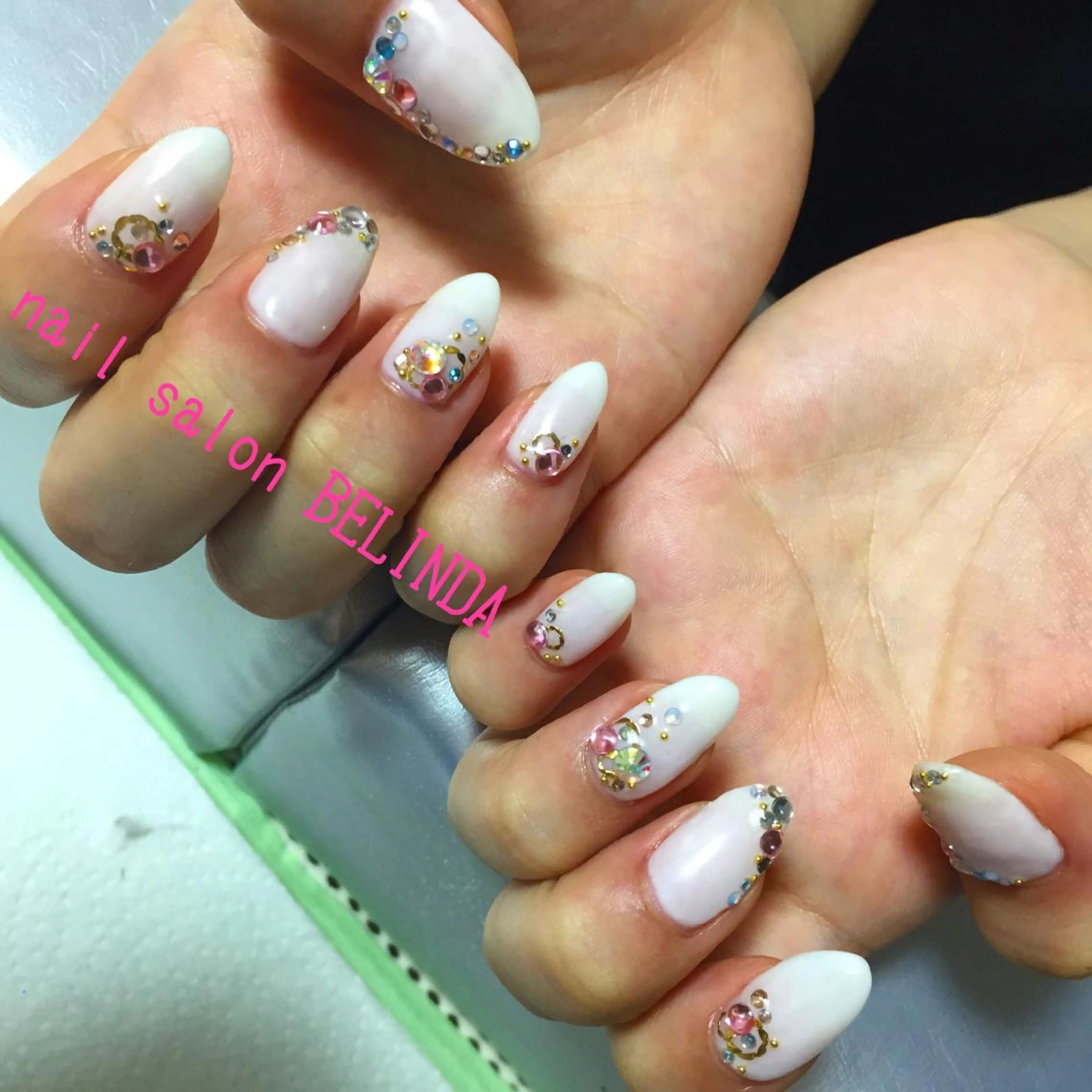 ロング ネイル 毛利 ゆりあのエステ・リラクイメージ