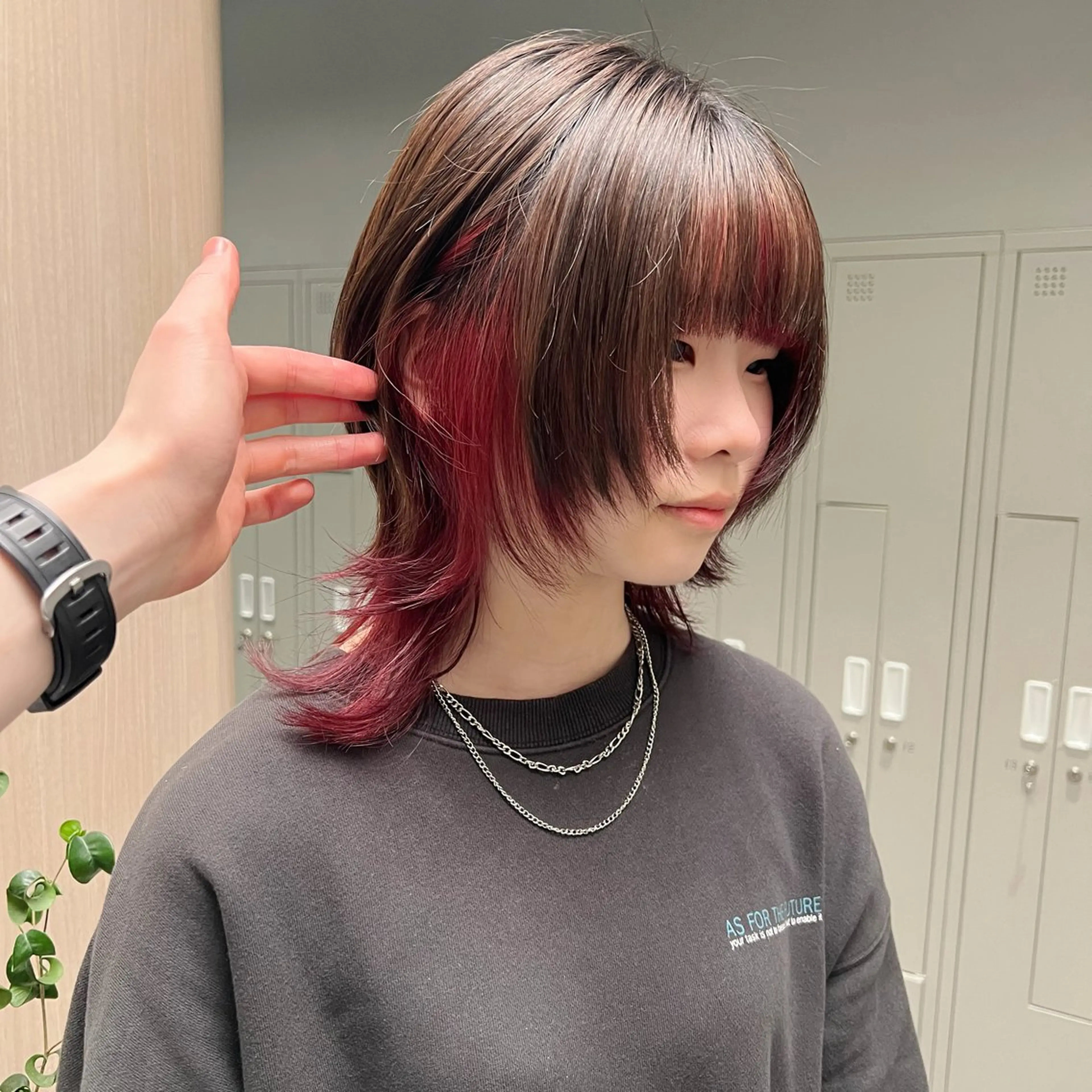 ミディアム 🐺立川のウルフ屋 さん🐺おかみ🐺のヘアスタイル