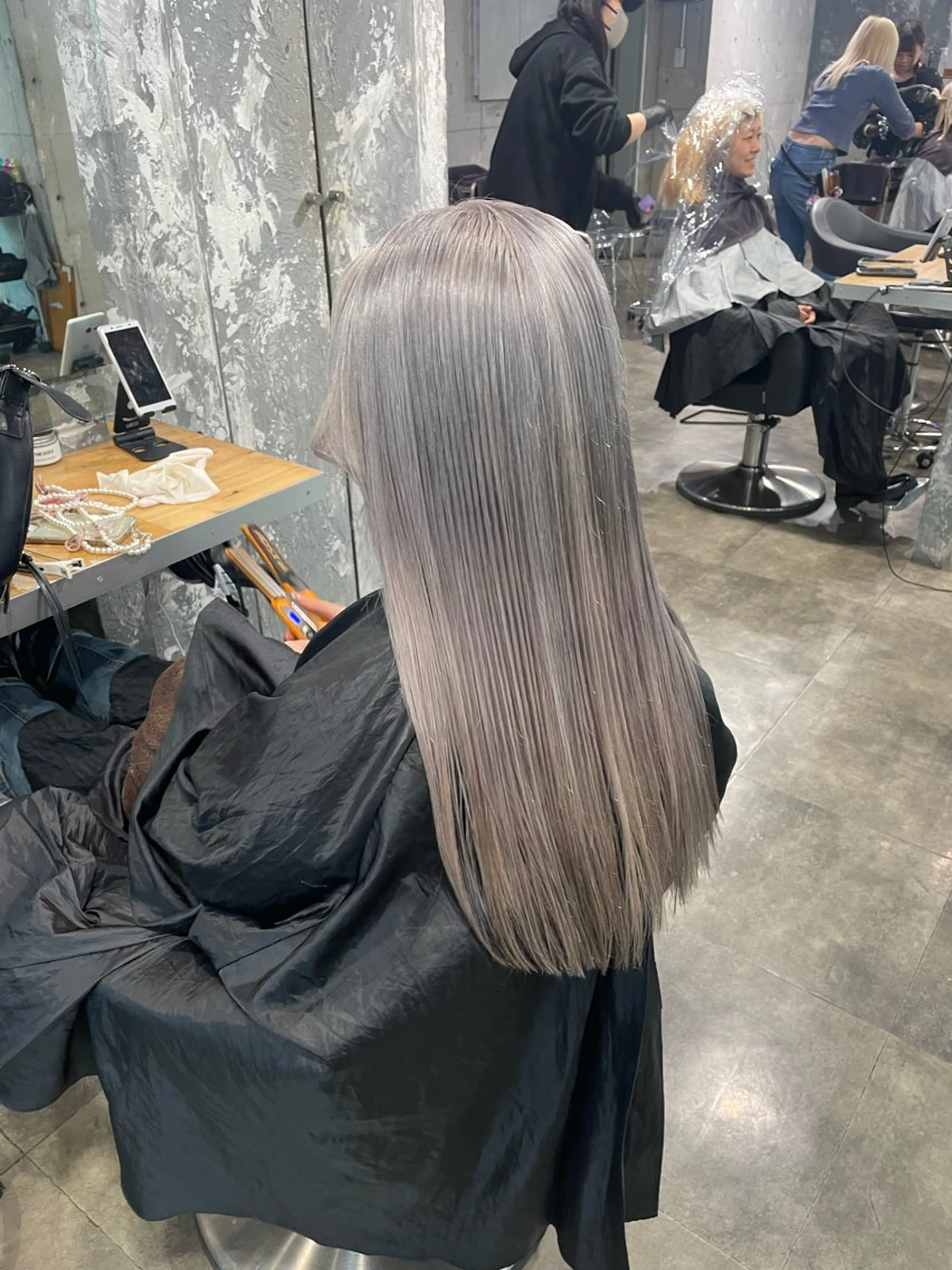 ロング カラー ヘアカラー ハイトーン 横浜💞ミオのヘアスタイル