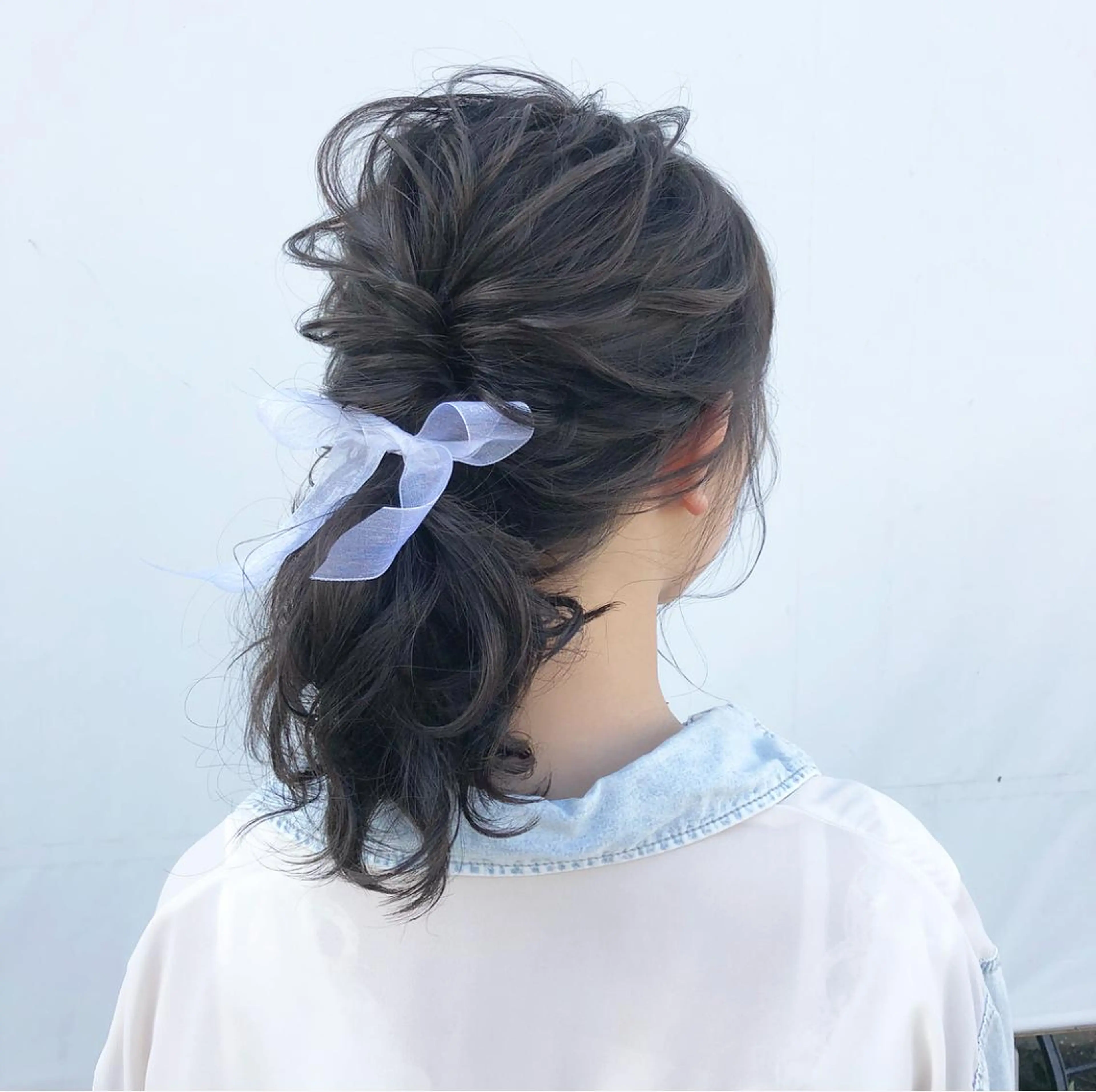 ミディアム カラー ヘアアレンジ autre所属・大久保 ひでなりのヘアスタイル