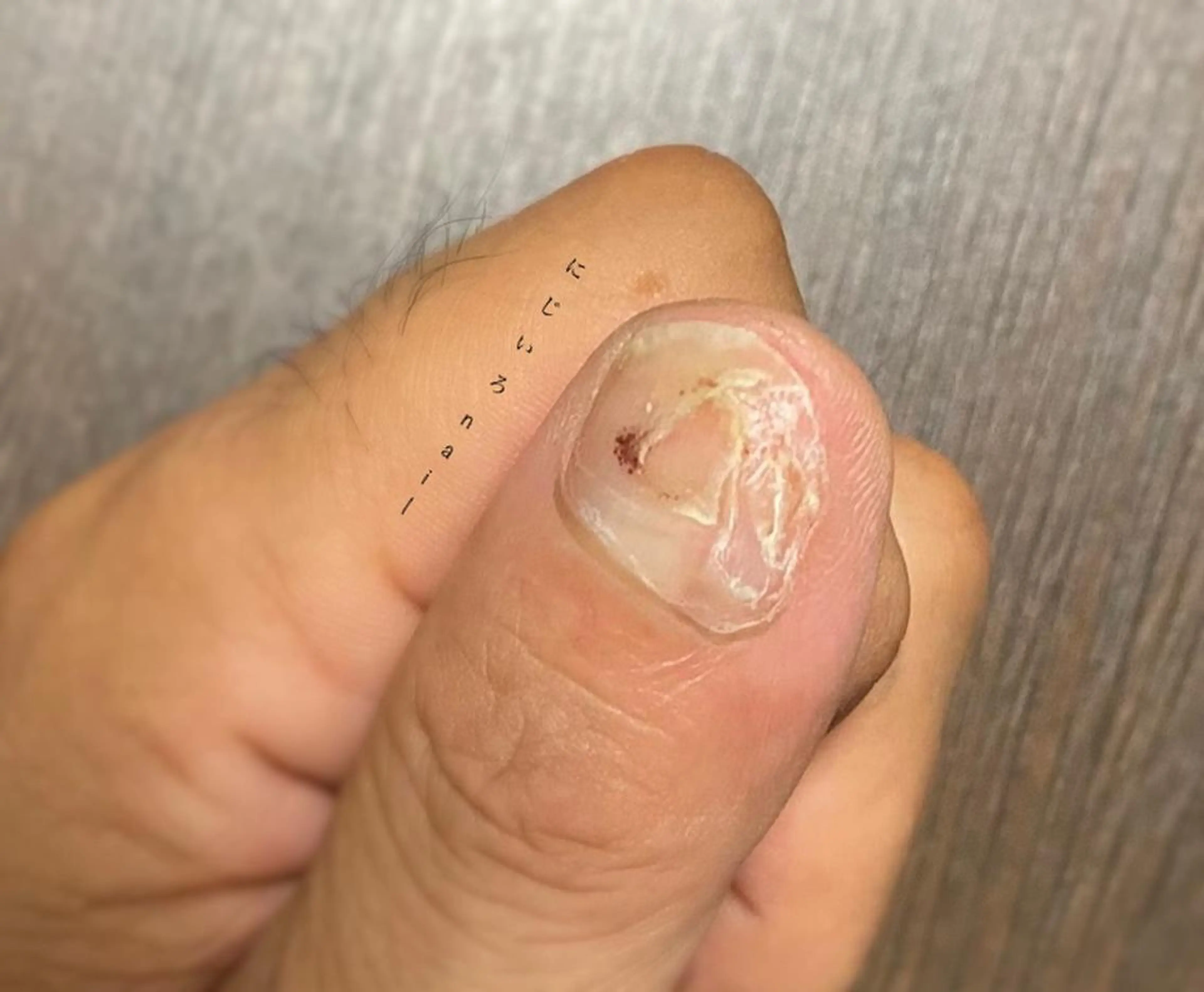 ネイル にじいろ nailのネイルデザイン