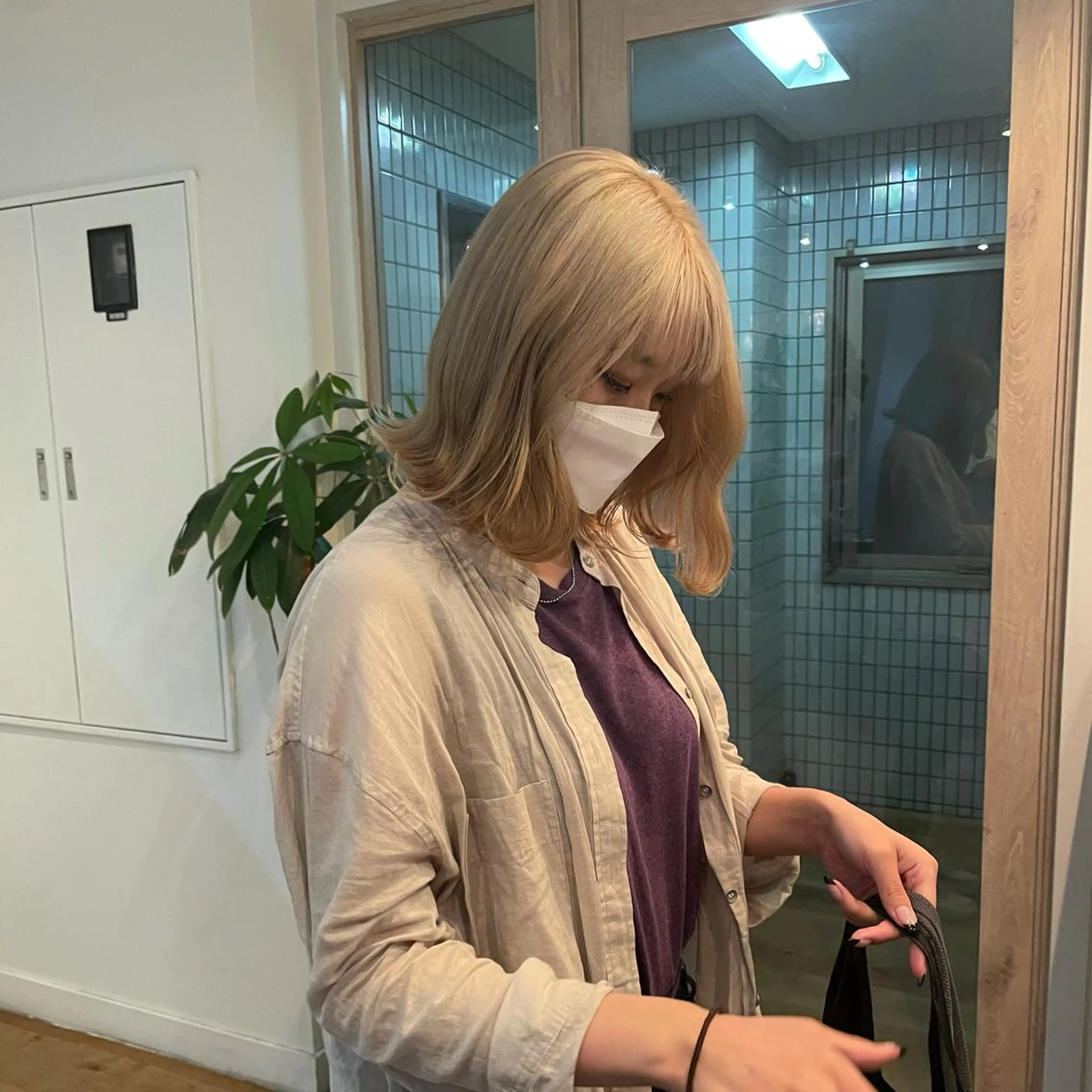 ミディアム カラー 🇰🇷ハイトーン× 韓国レイヤー레이어드のヘアスタイル