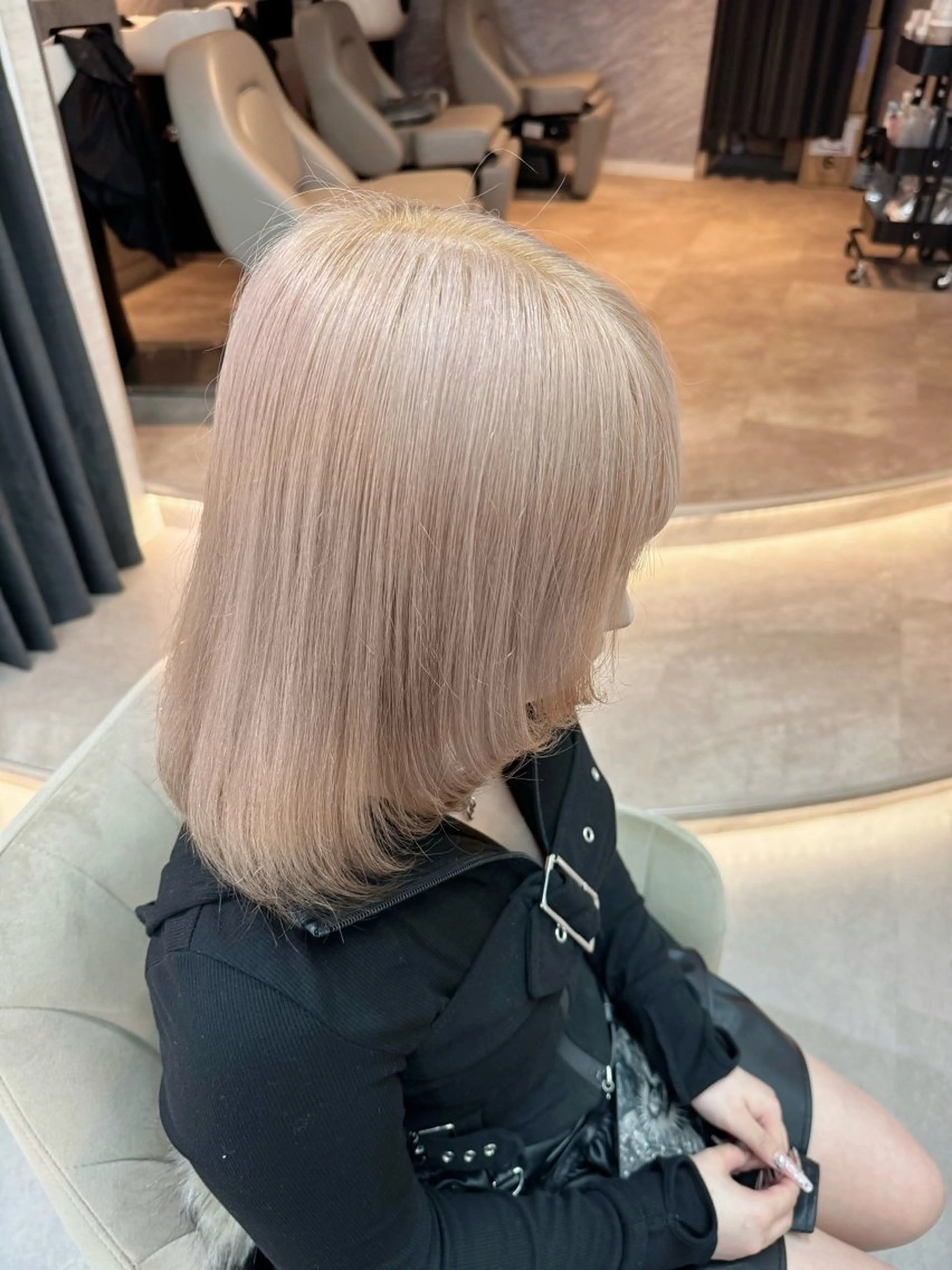 セミロング カラー ヘアカラー 池袋メンズ指名率 No.1飯塚✂️のヘアスタイル