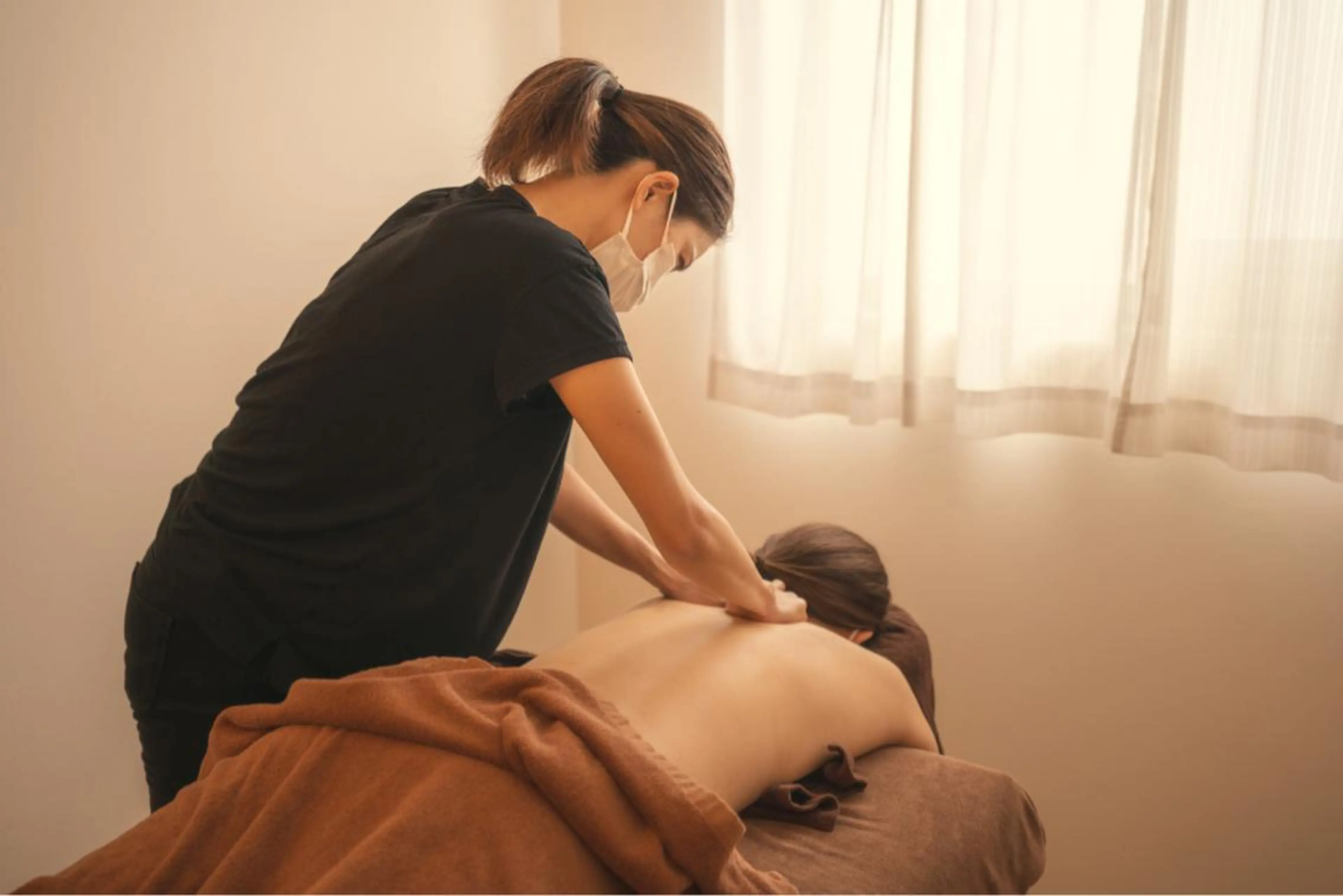 リンパオイルマッサージ(上半身集中コース)の写真