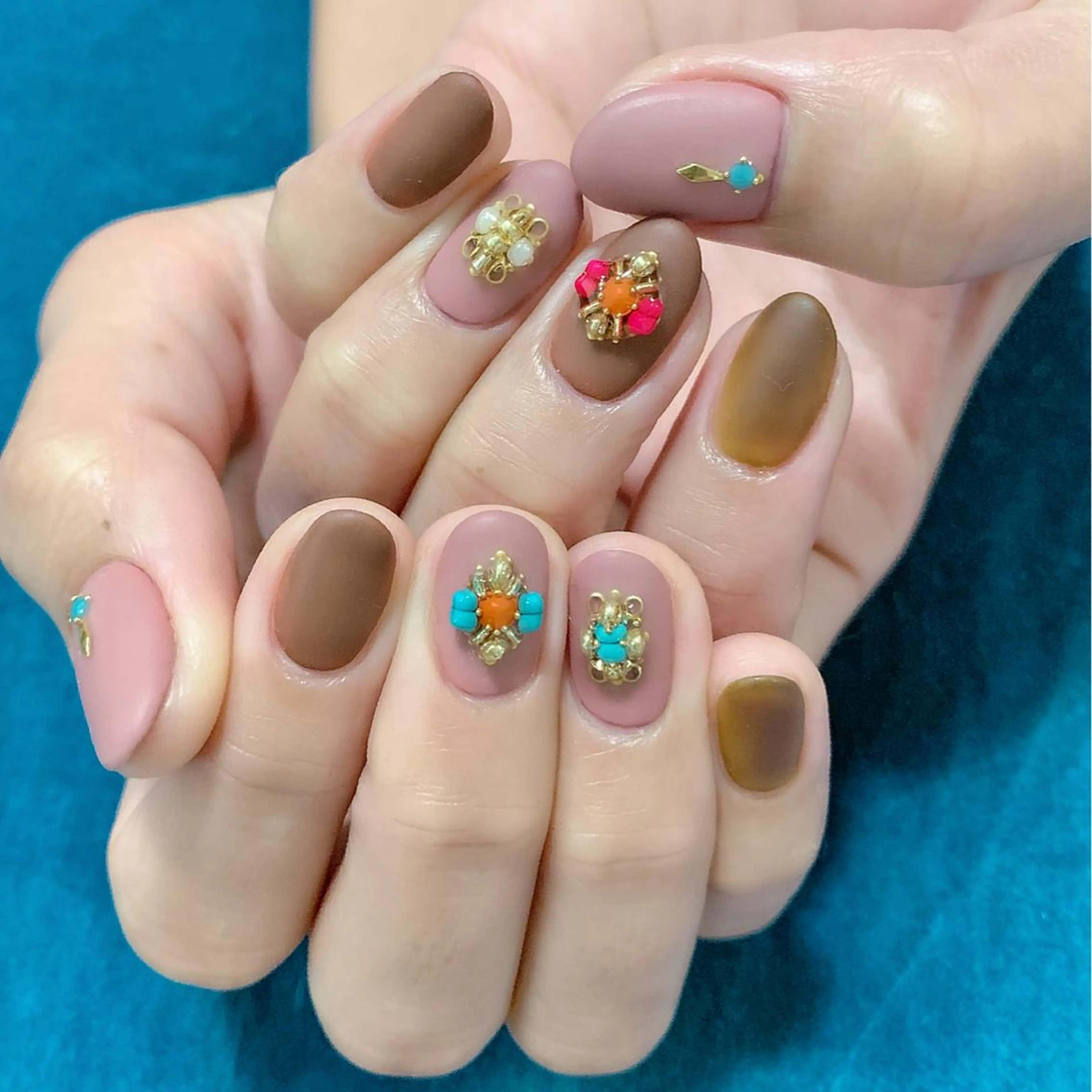 ネイル mew mew NAIL & EYEのマツエク・マツパデザイン