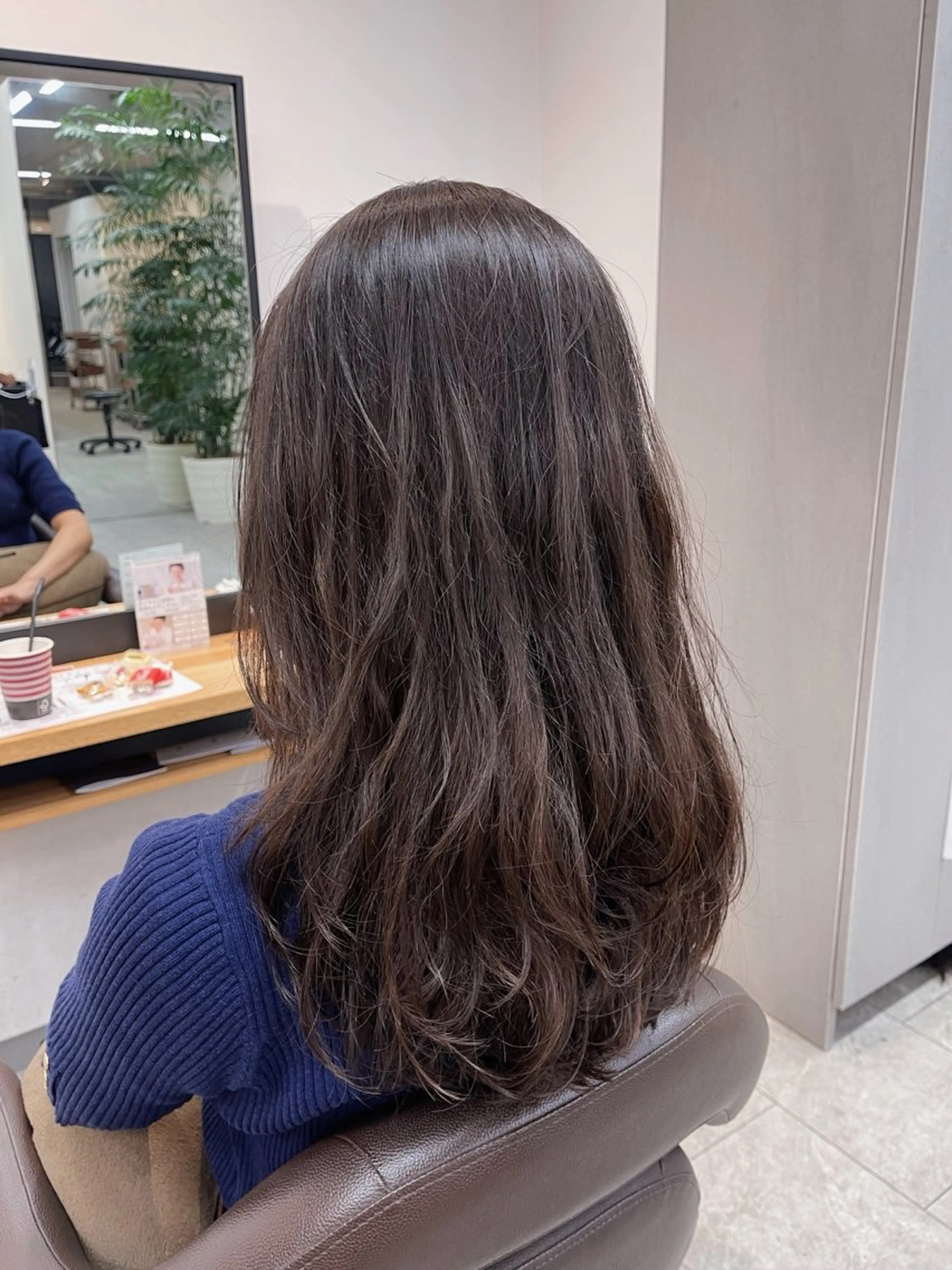 セミロング セミロングパーマ neaf 六本木店所属・六本木🫧ハイライト 望月彩音のヘアスタイル