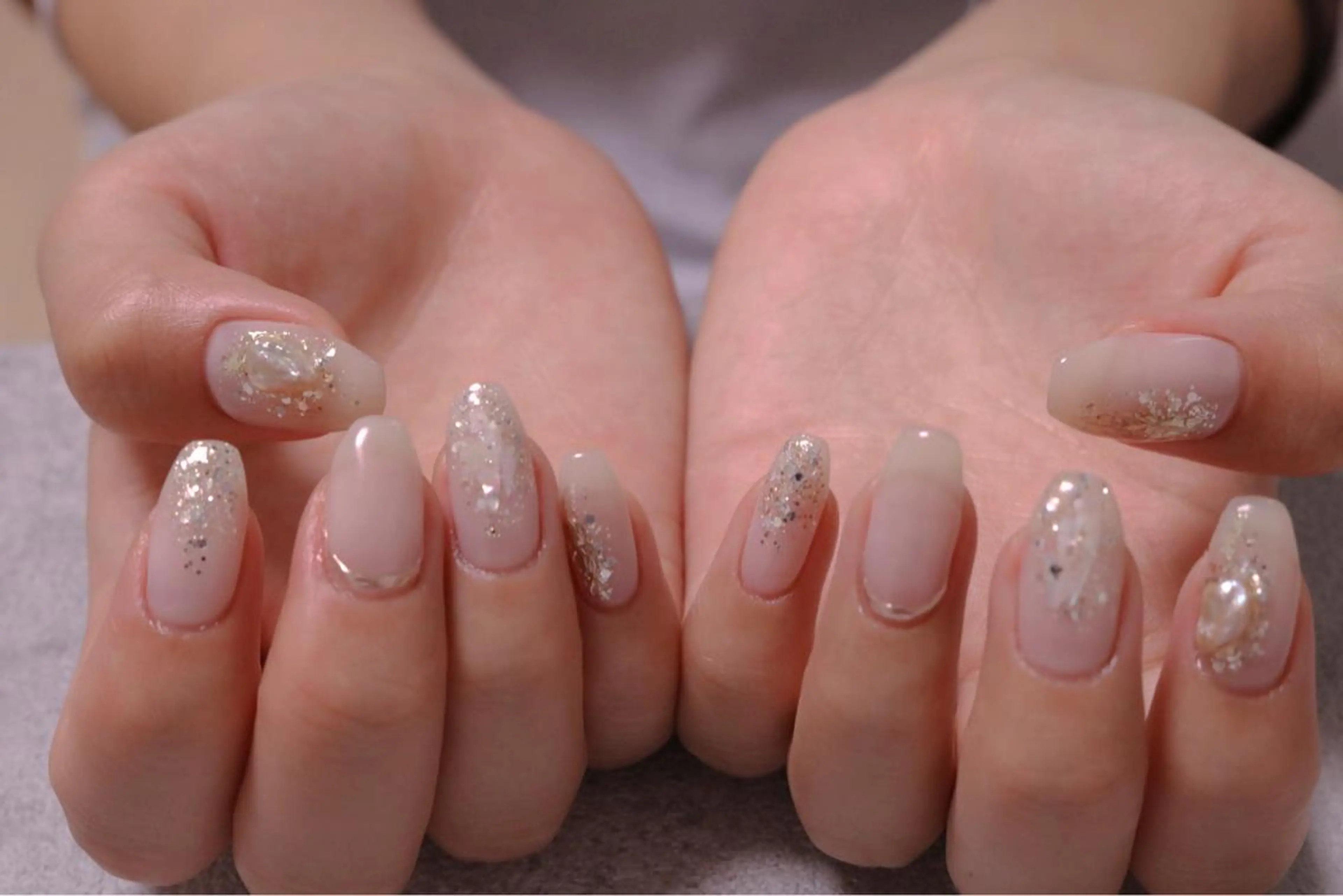 ネイル オーロラネイル カジュアル フラッシュネイル ジェルネイル ラメ(グリッター) ハンドネイル MH Nailのネイルデザイン