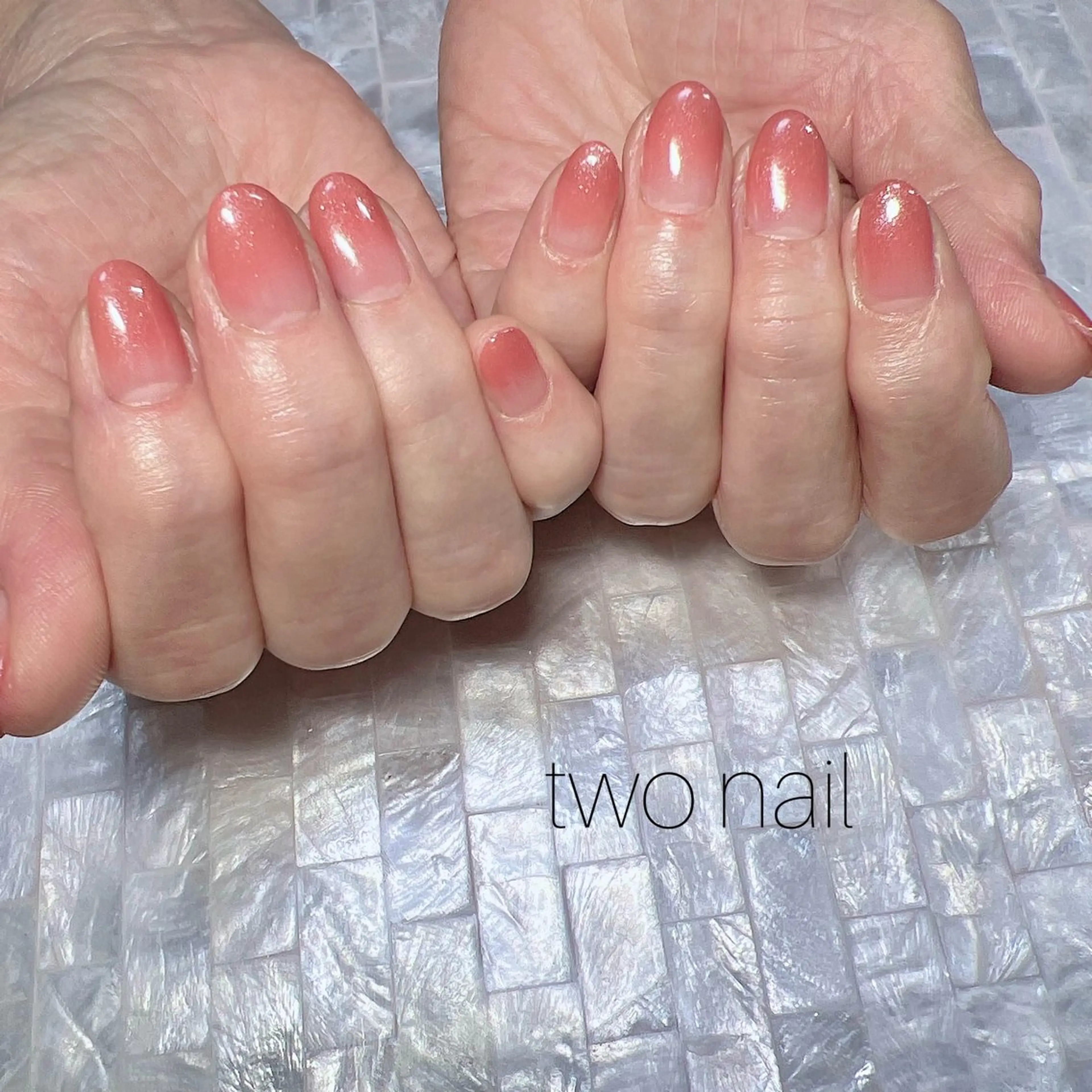 ネイル ネイルチップ ホワイト ハンドネイル two nailのネイルデザイン