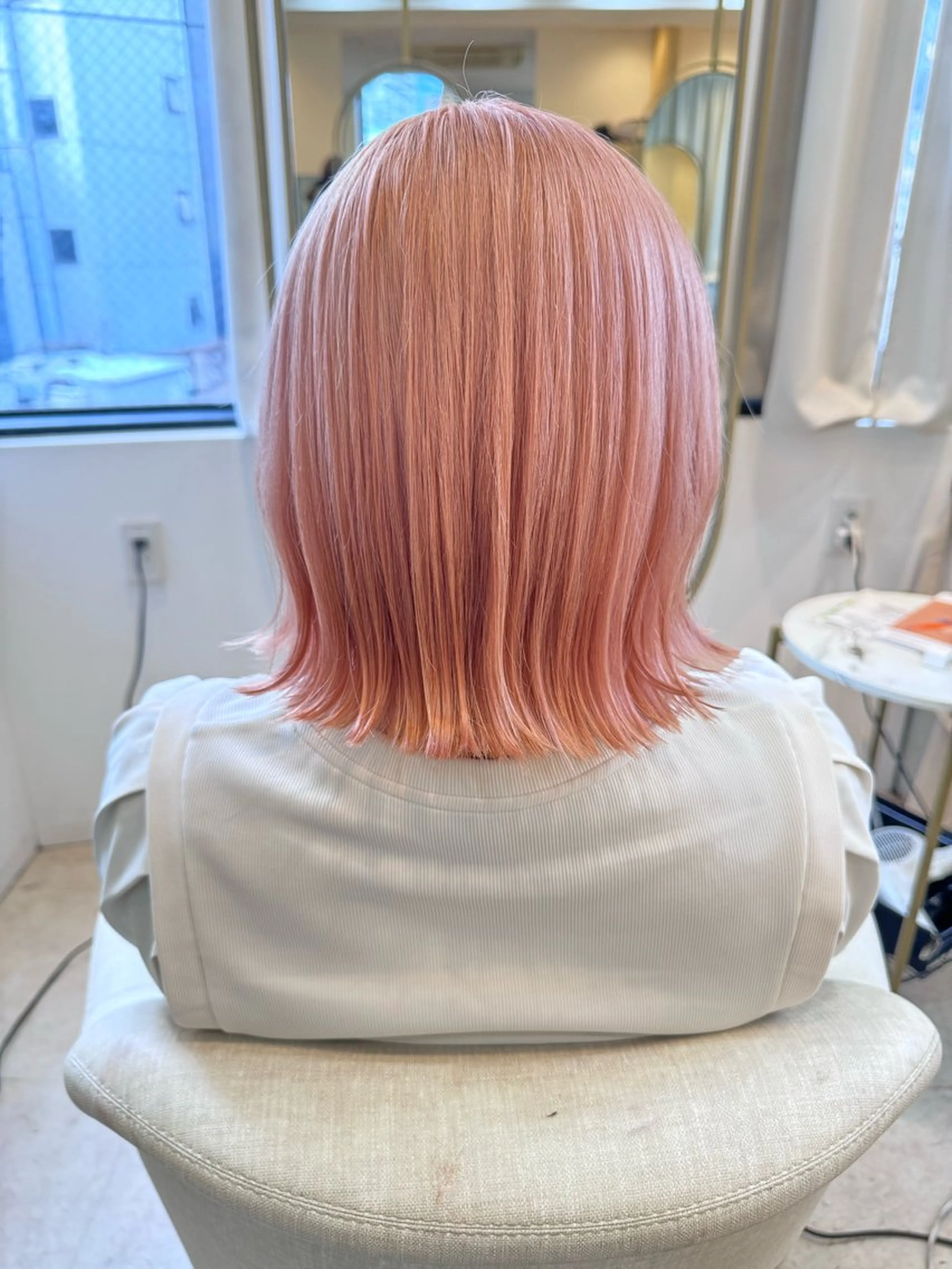 カット＋ケアブリーチ＋髪質改善トリートメント(ブリーチ追加3000)の写真