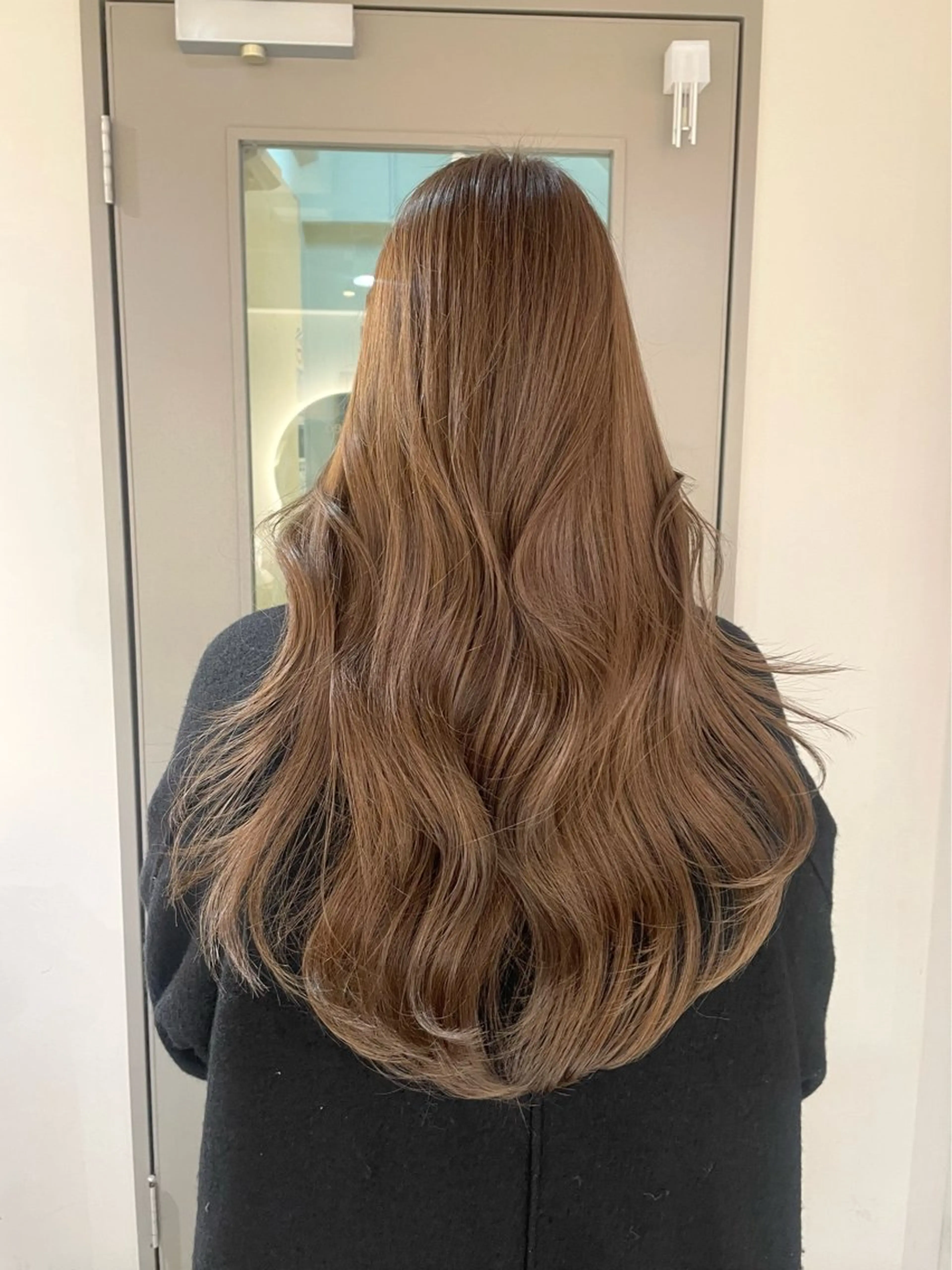 ロング カラー ベージュカラー ブリーチ 透明感カラー ブリーチなしカラー 顔周りカット カット ヘアカラー トリートメント 横浜/レイヤーカット /韓国ヘア/佐藤記正のヘアスタイル