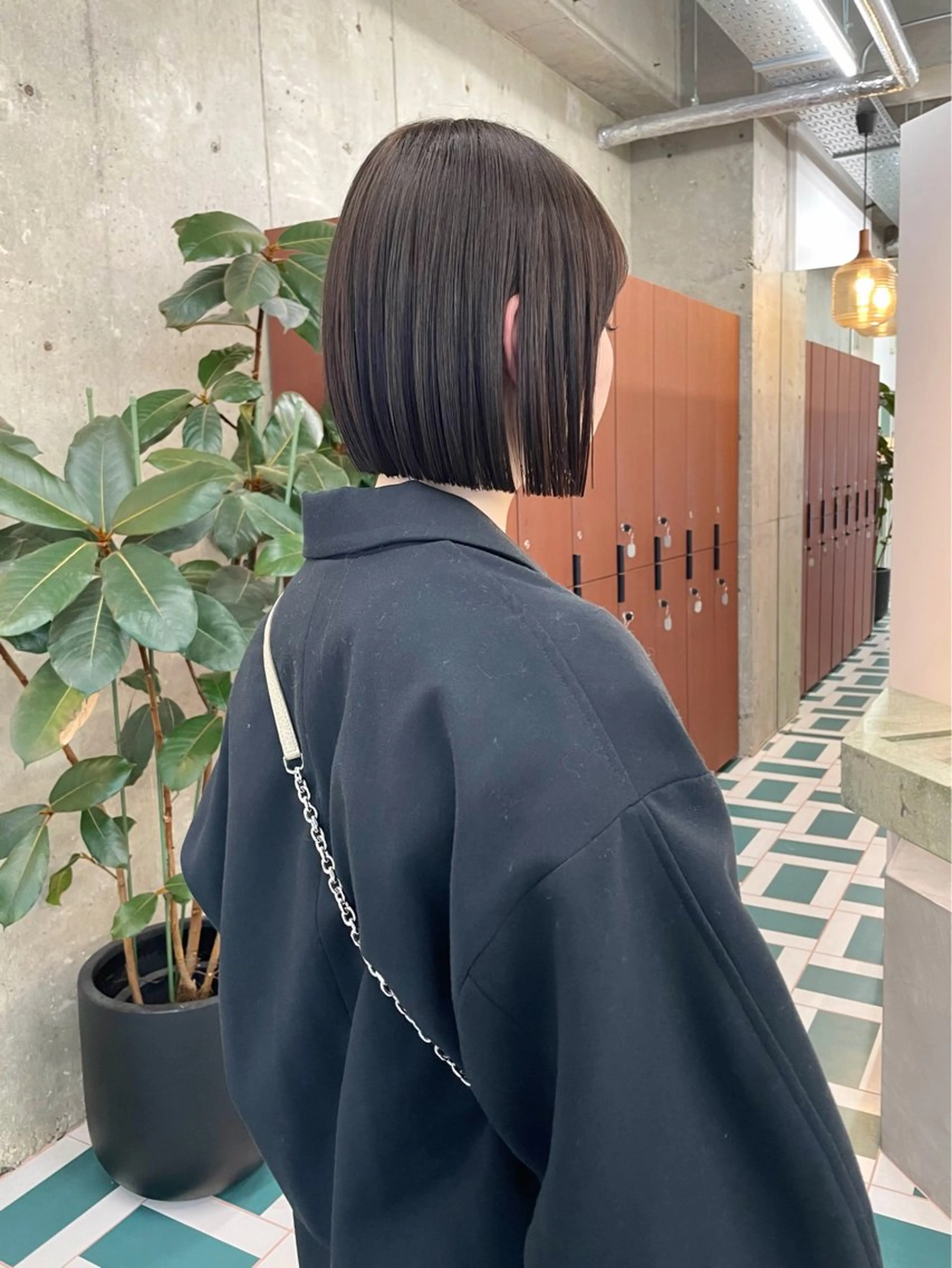 ショート カラー RIN/レイヤー/ ボブ/オリーブカラーのヘアスタイル