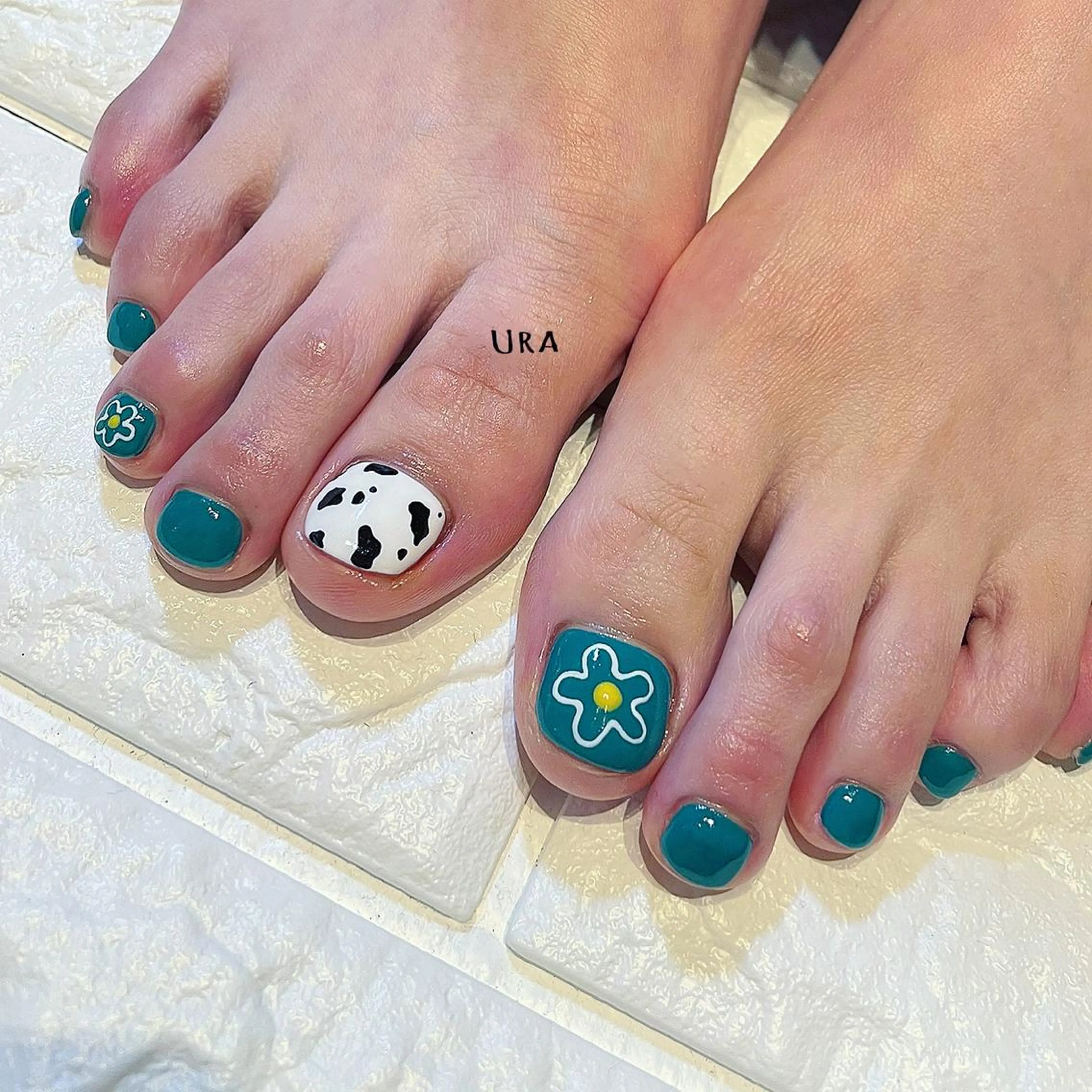 ネイル UrakoNail 《nail》のネイルデザイン