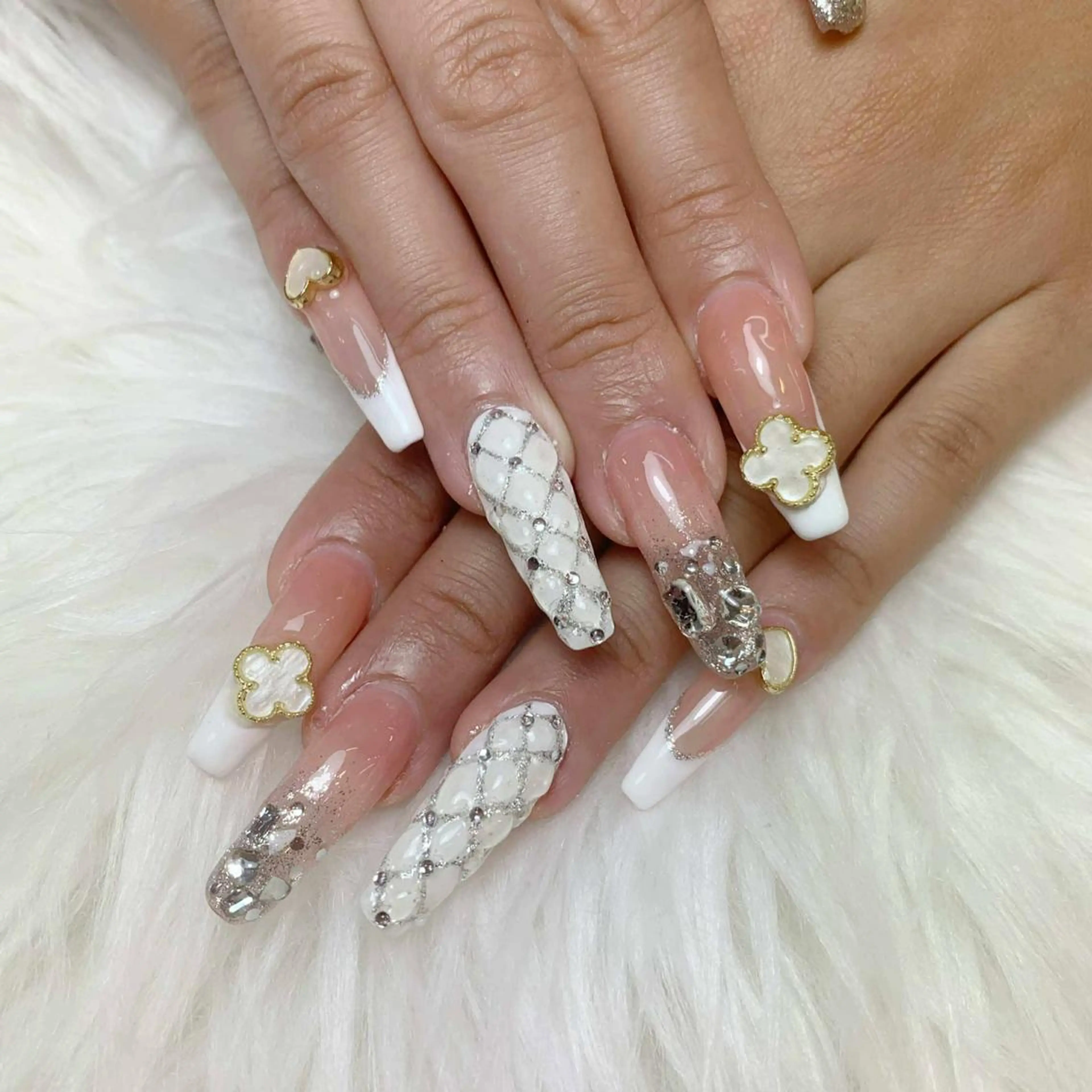 ネイル ナナ ミのネイルデザイン