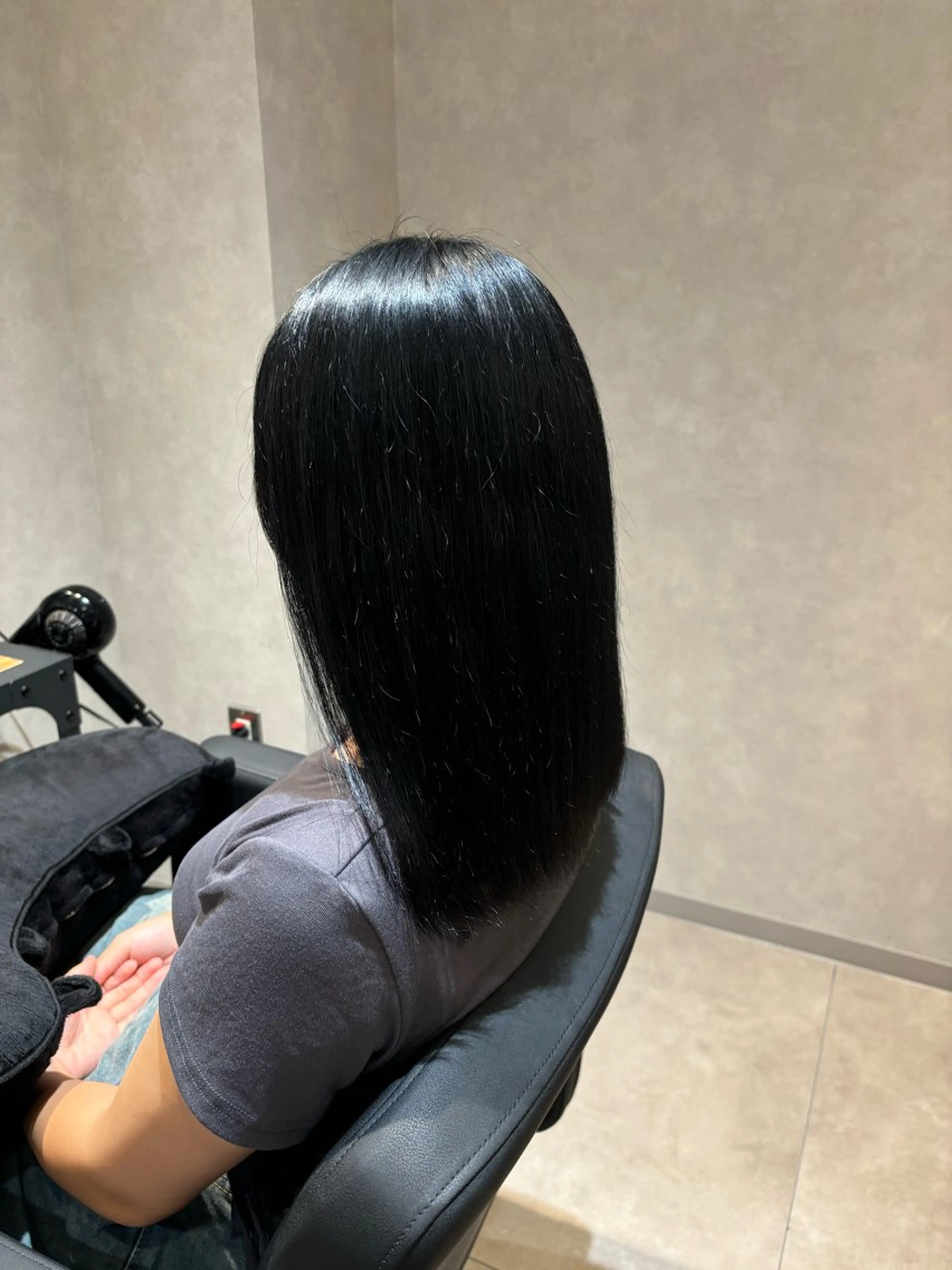 ミディアム 酸性ストレート カット 縮毛矯正 トリートメント hair salon 【ao.】所属・髪質改善/縮毛矯正 /TATSUYAのヘアスタイル