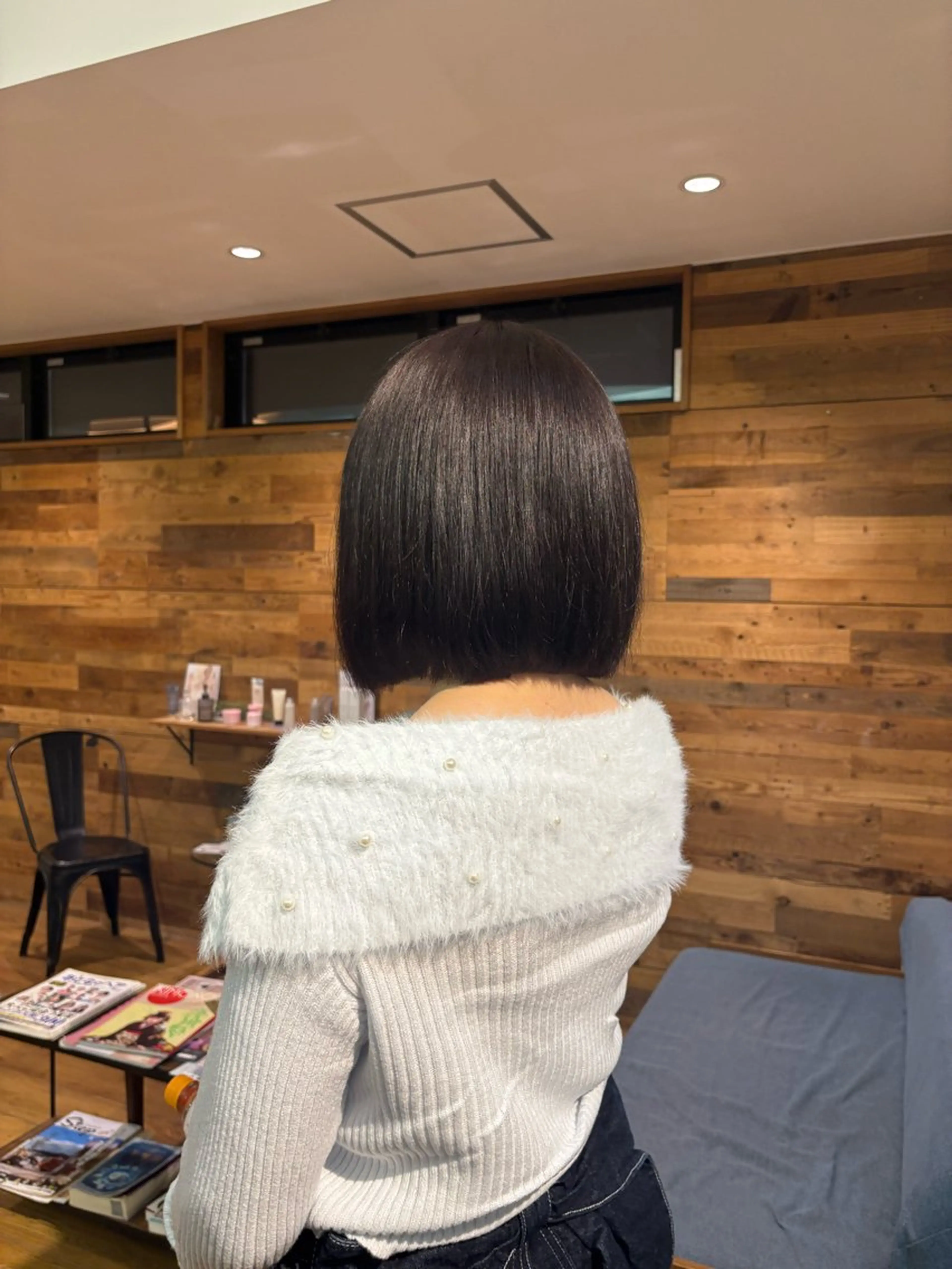 ミディアム カット 中村 彩奈のヘアスタイル