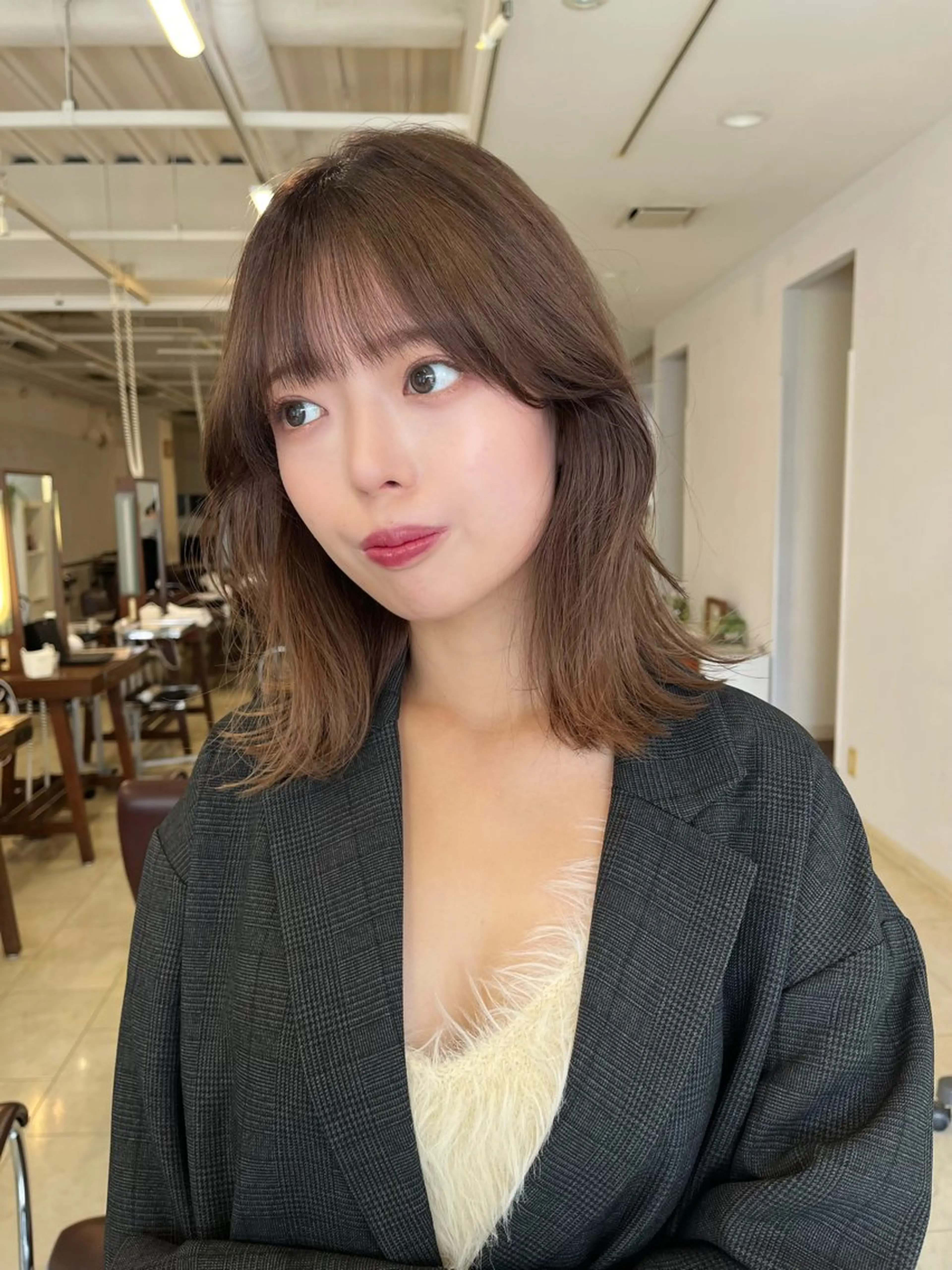 ミディアム カラー カット ヘアカラー kchiara所属・yura /レイヤーカットのヘアスタイル