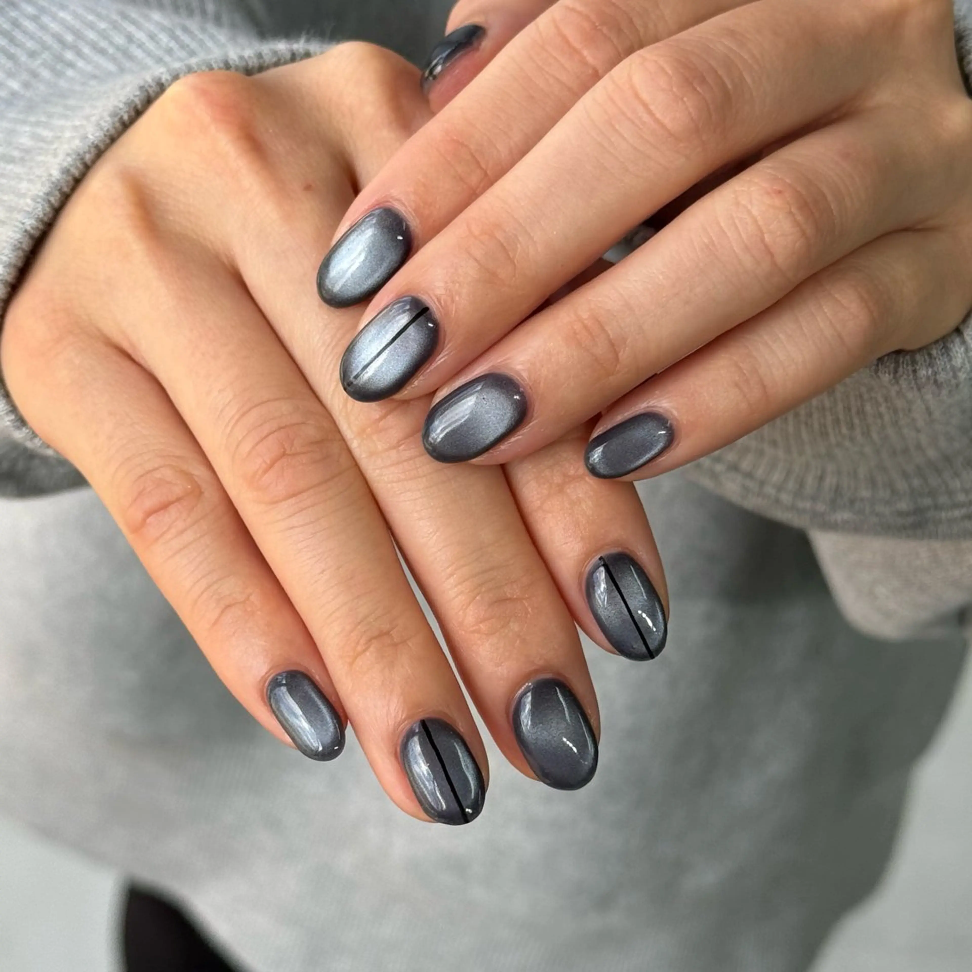 ネイル マグネットネイル ハンドネイル Momoka ネイリスト福岡/薬院のネイルデザイン