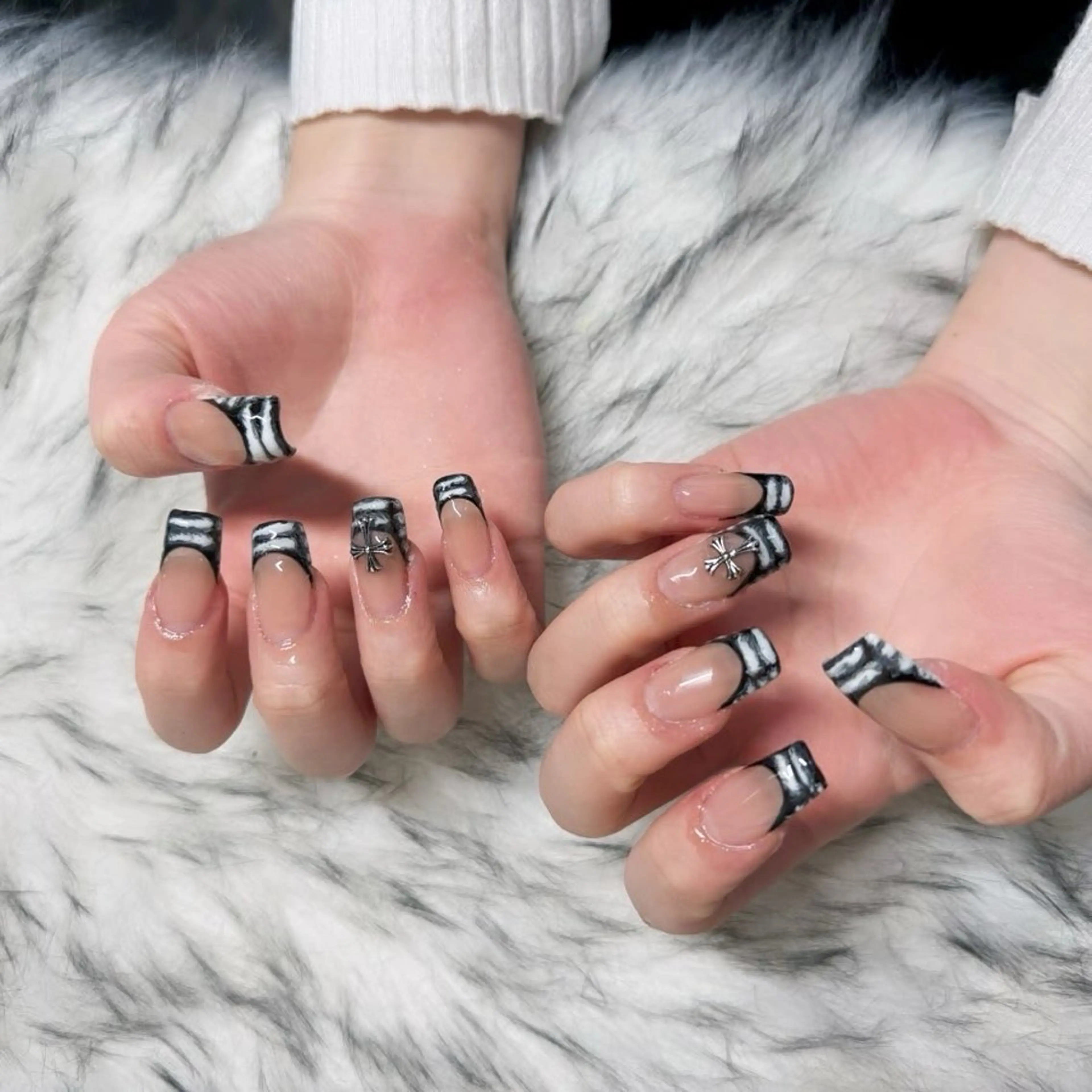 ロング ハンドネイル mao .のネイルデザイン