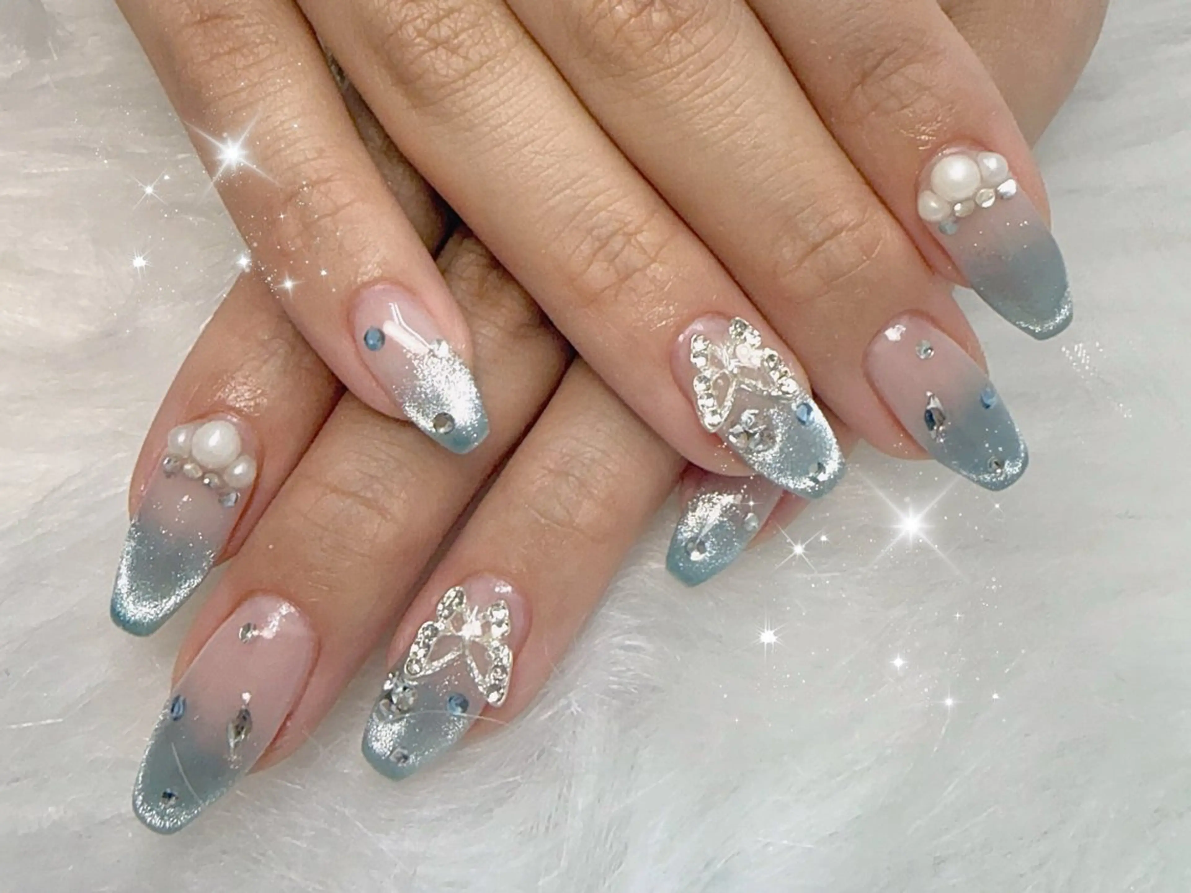 ロング ハンドネイル Lili Nail Studio西荻窪店のネイルデザイン
