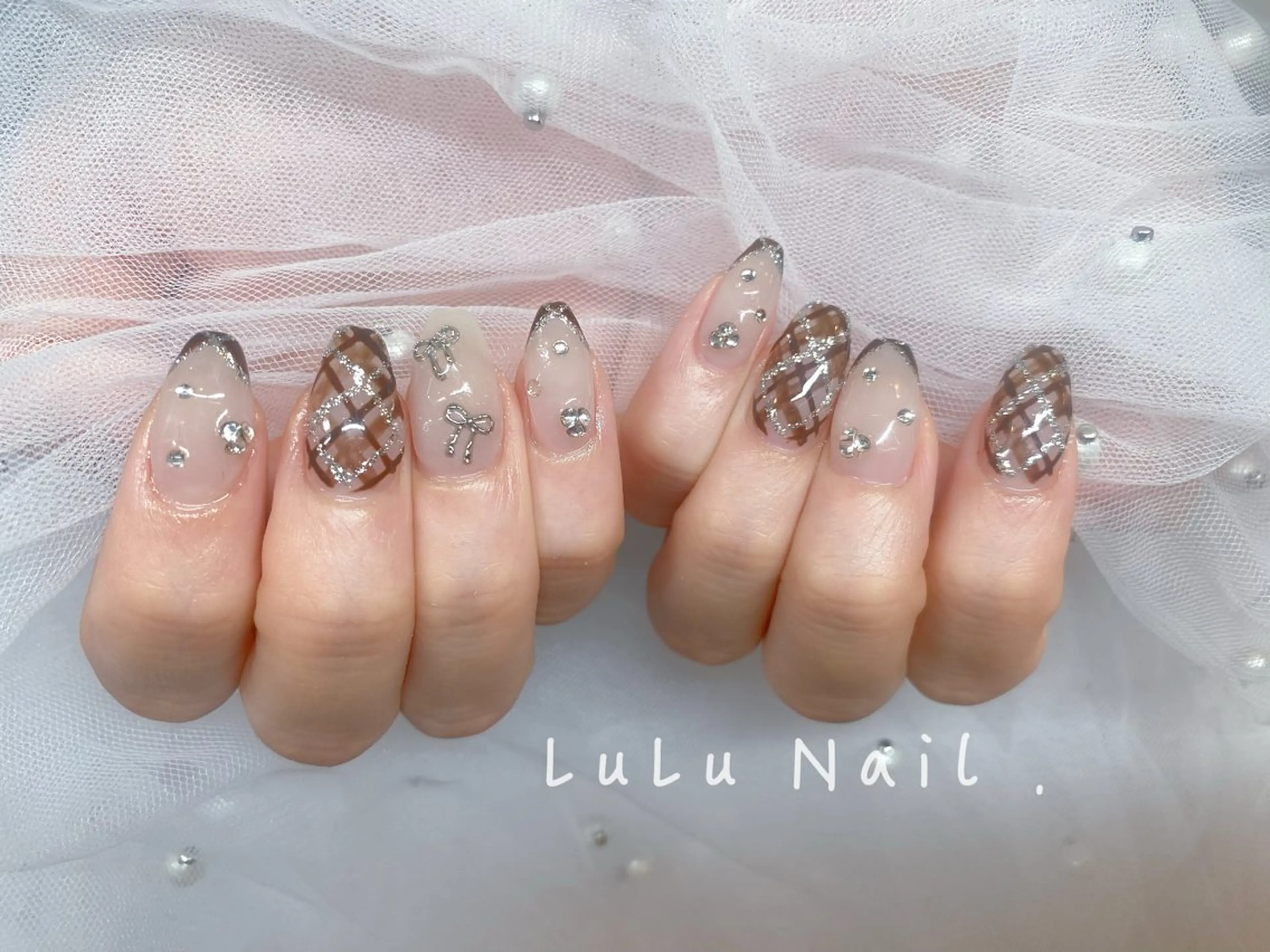 ネイル ハンドネイル LULU Nail  Salon 新宿所属・LU LU NailSalonのネイルデザイン