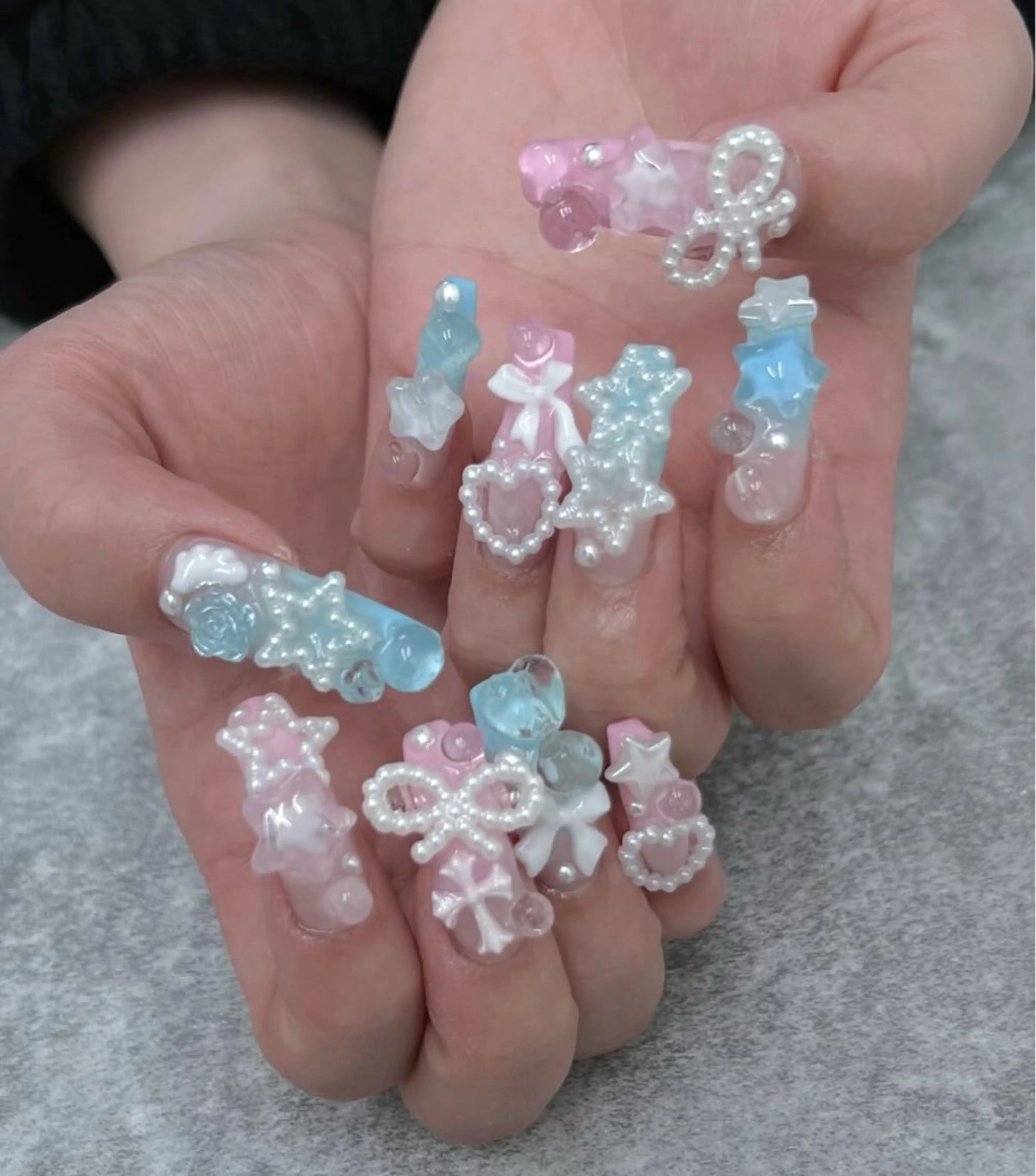 ミディアム ハンドネイル Pio Mielのネイルデザイン