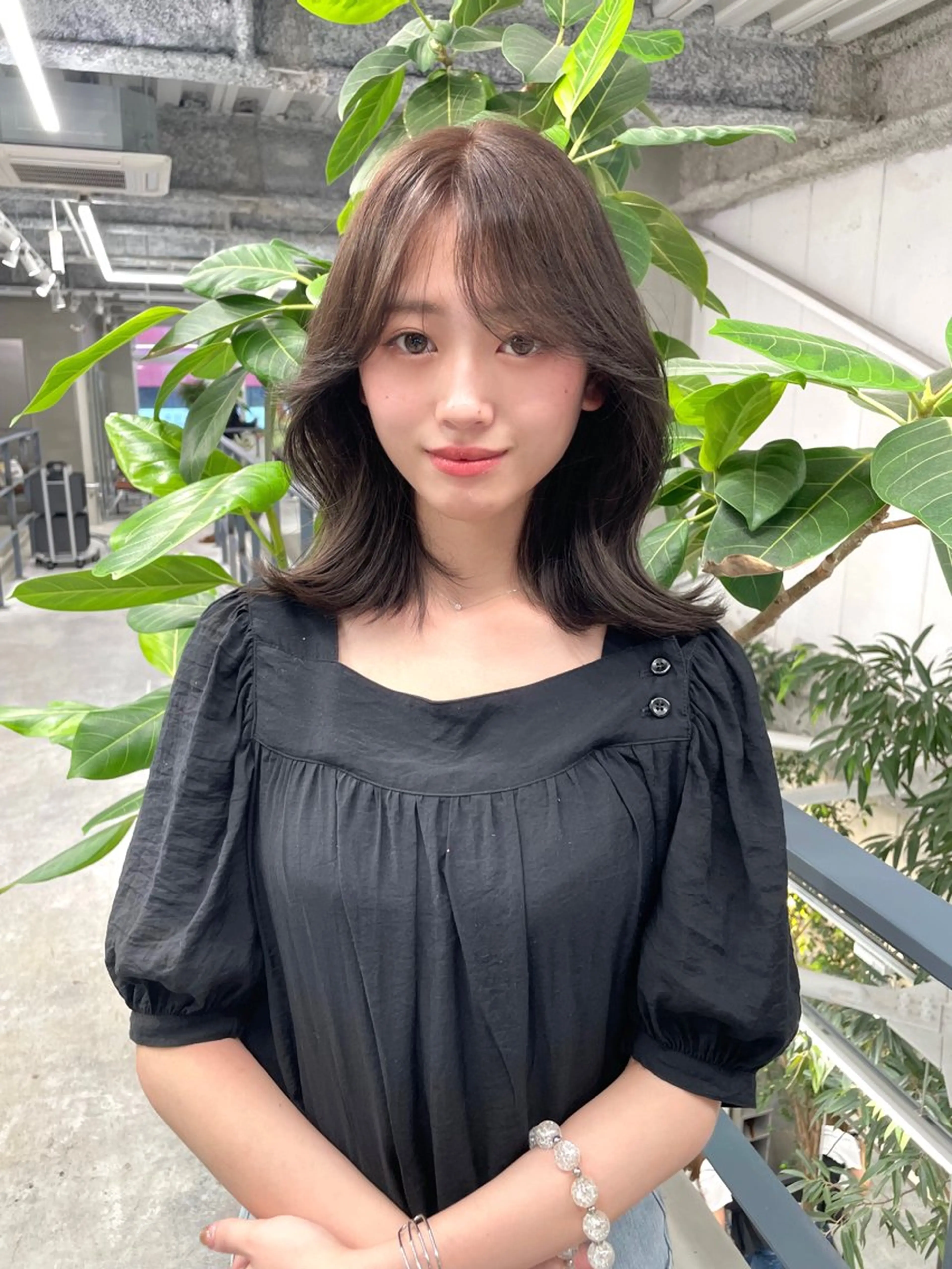 ミディアム カラー ヘアアレンジ 透明感カラー 韓国風ヘア レイヤーカット the path shogo🌻のヘアスタイル