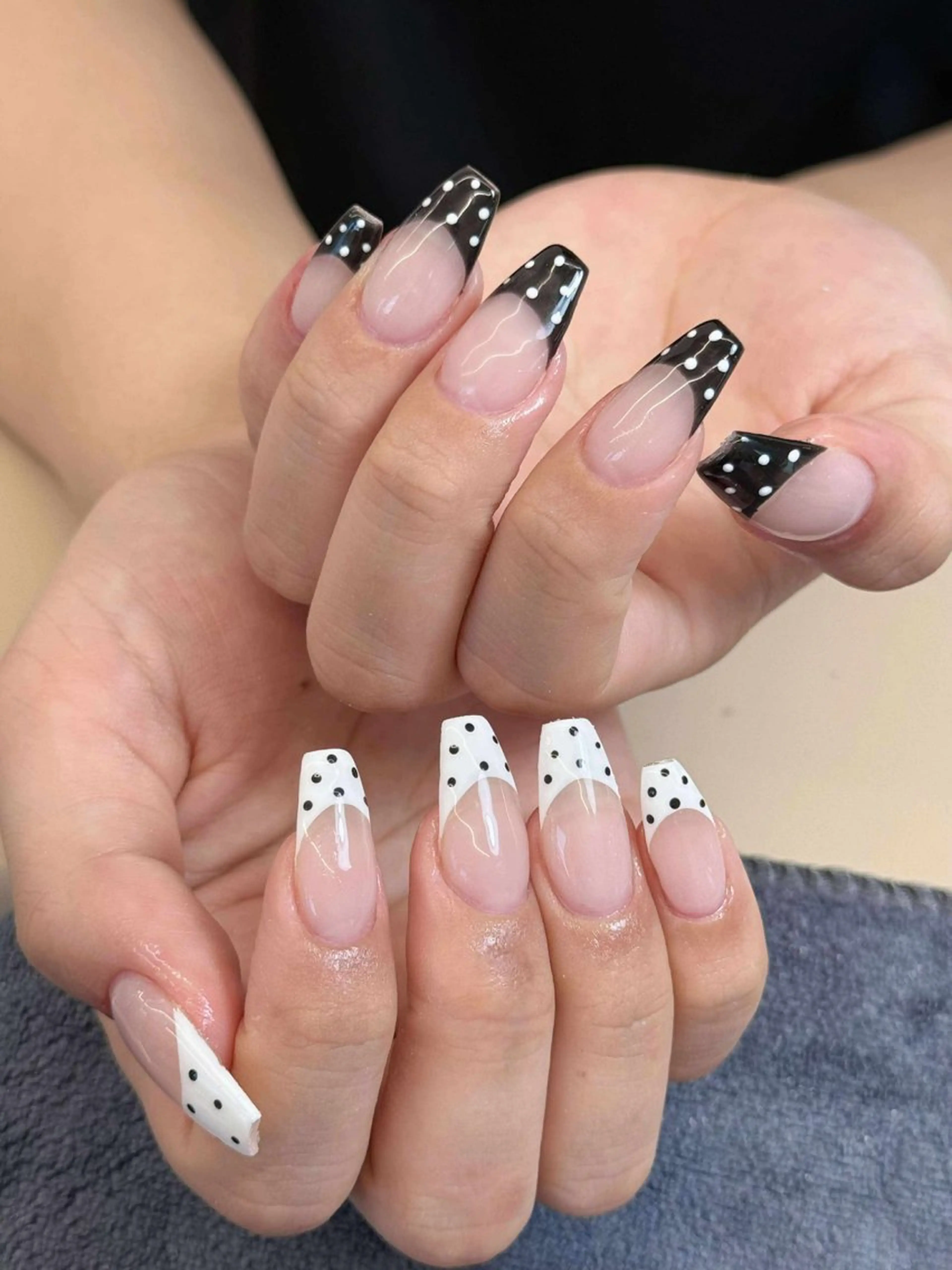 ネイル チークネイル 長さ出し フットネイル 韓国ネイル マグネットネイル Luxe Nailのネイルデザイン