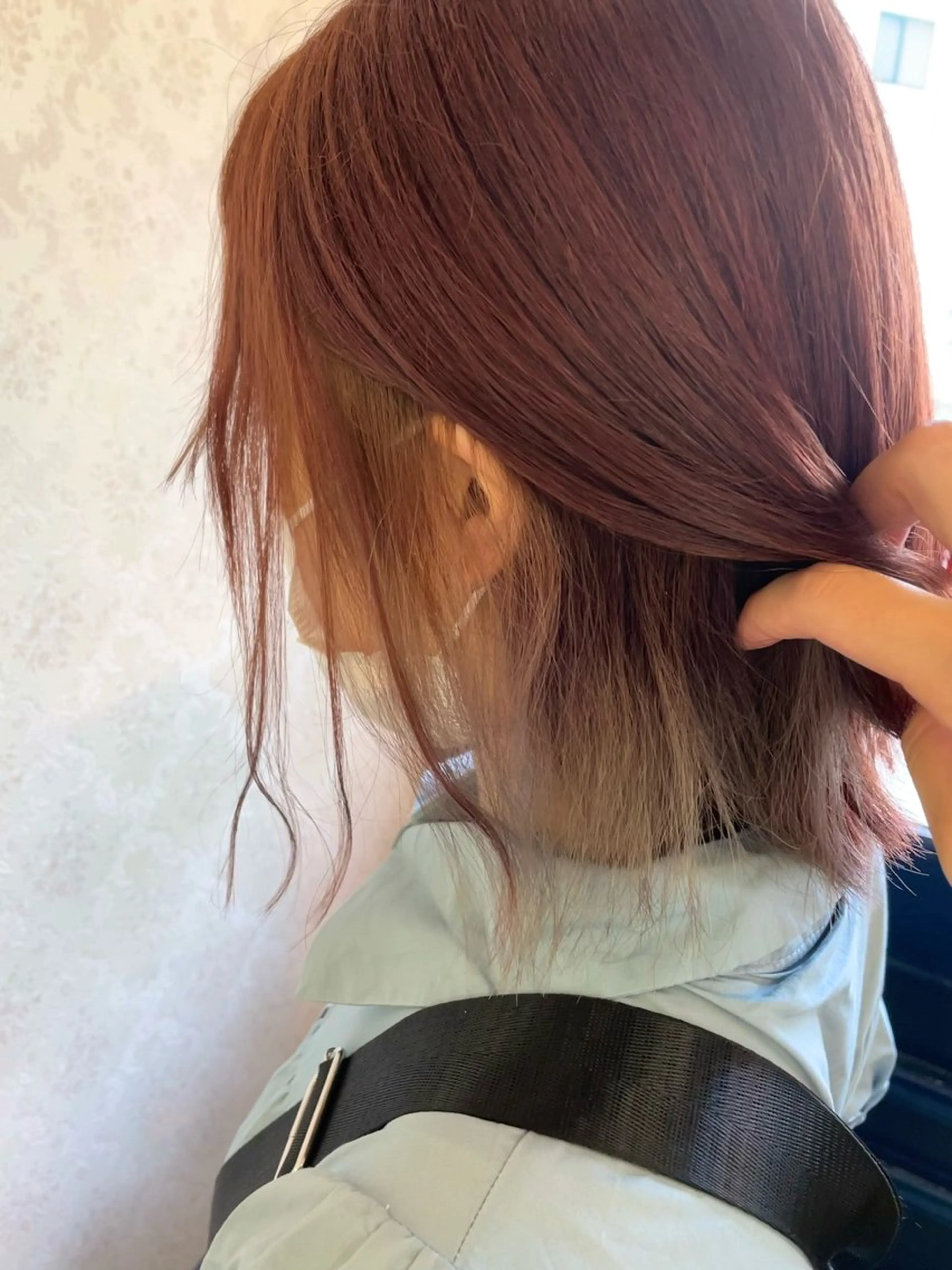 ショート カラー ヒヨシ ルナのヘアスタイル