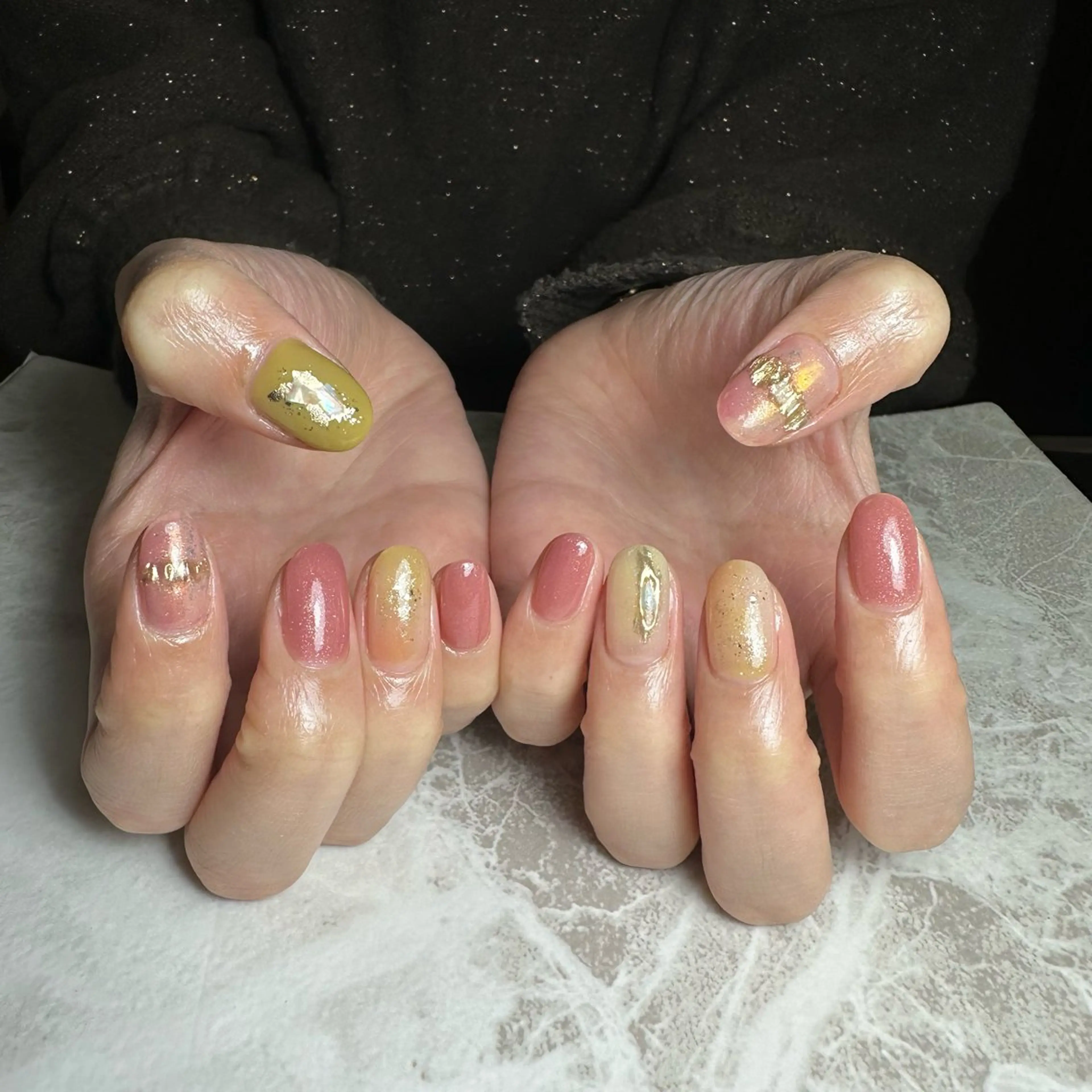 ネイル ハンドネイル repos~ルポ~所属・里見 麗のネイルデザイン