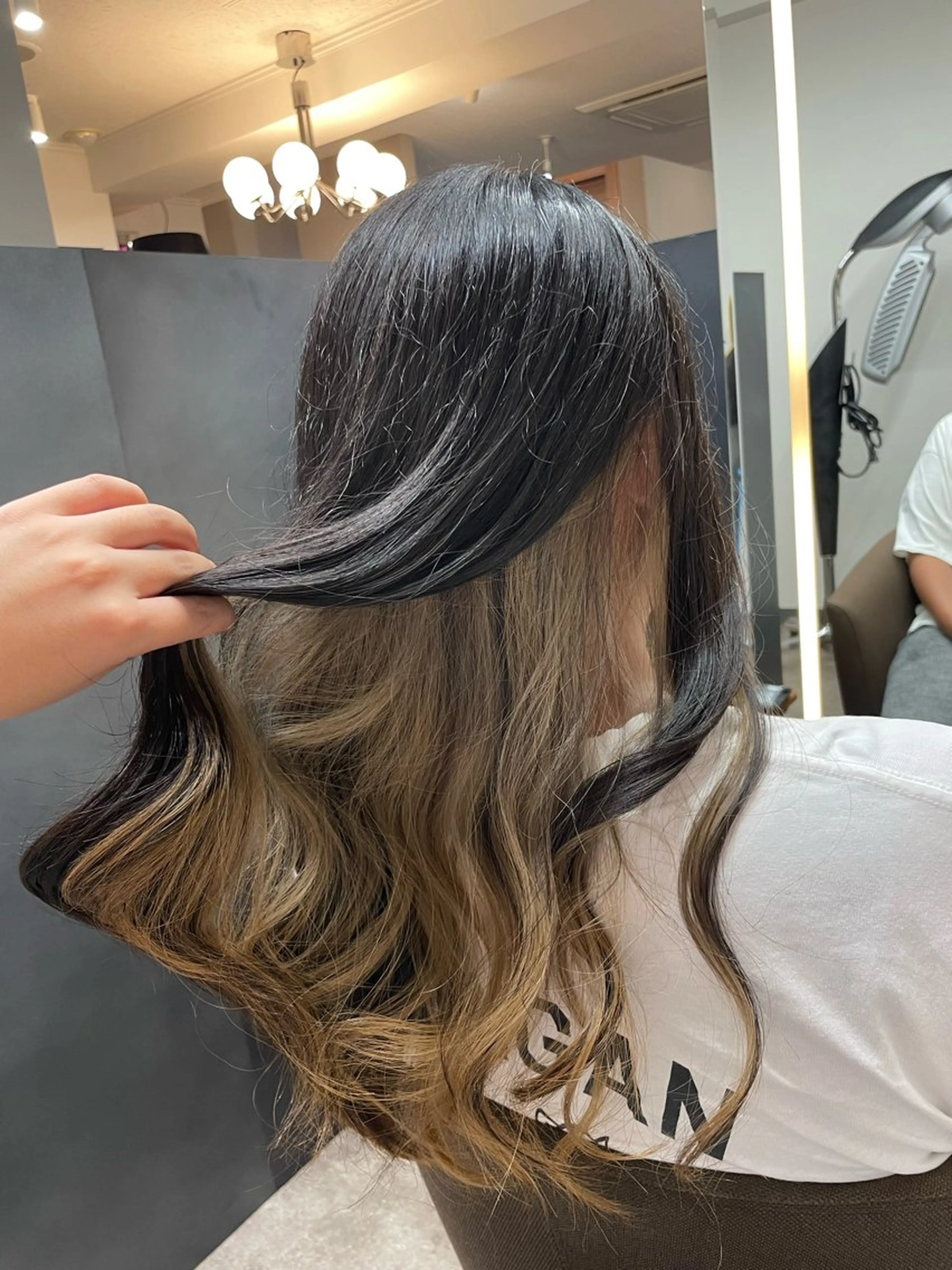 ロング ヘアカラー ...alley所属・❄️透明感カラー / ハイトーン❄️WAOのヘアスタイル