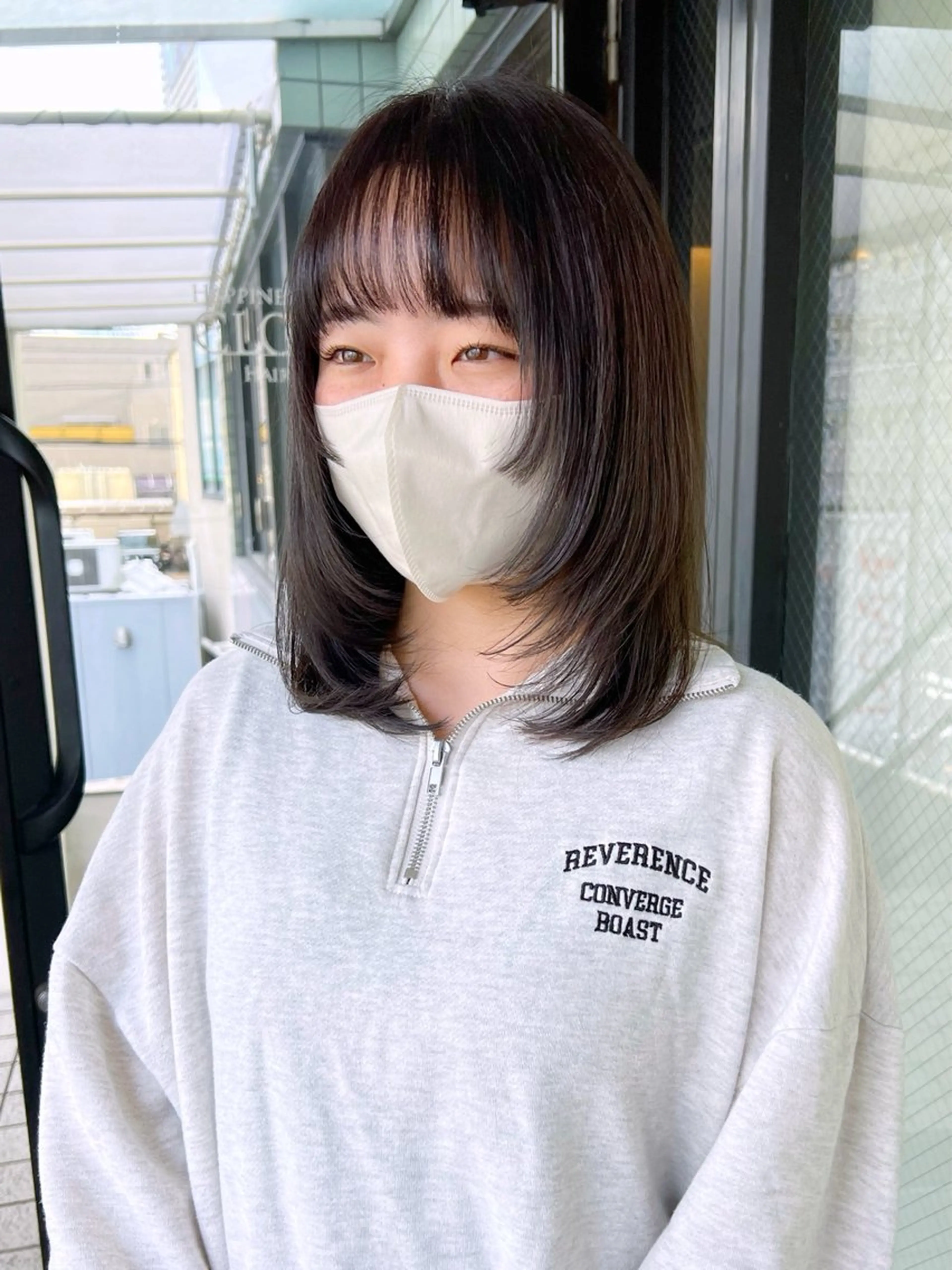 ミディアム カラー ブリーチ ブリーチなしカラー 進 詩織のヘアスタイル