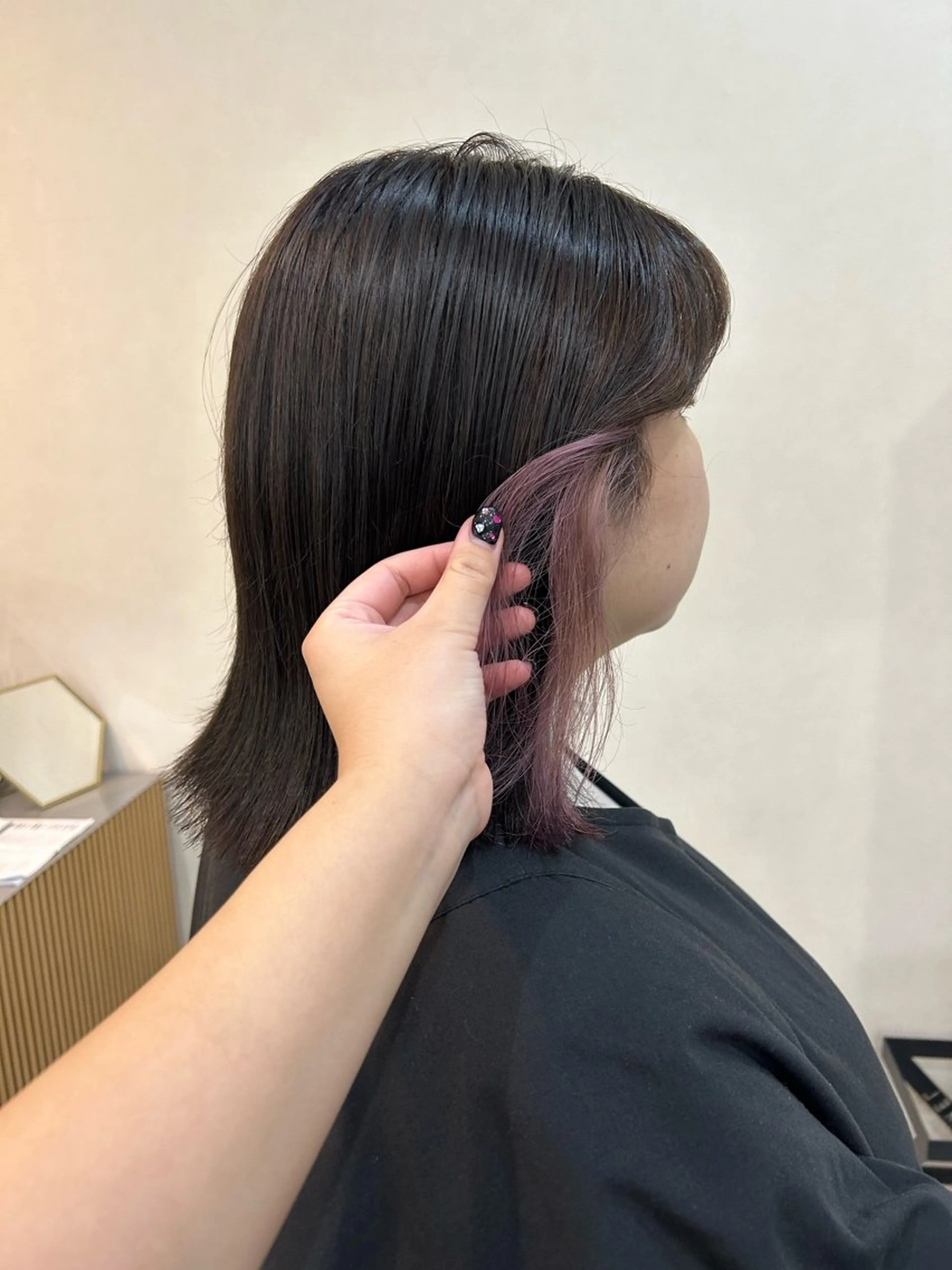 ミディアム カラー イヤリングカラー カット ヘアカラー トリートメント ボブ/透明感カラー 🧸YUI❤️のヘアスタイル