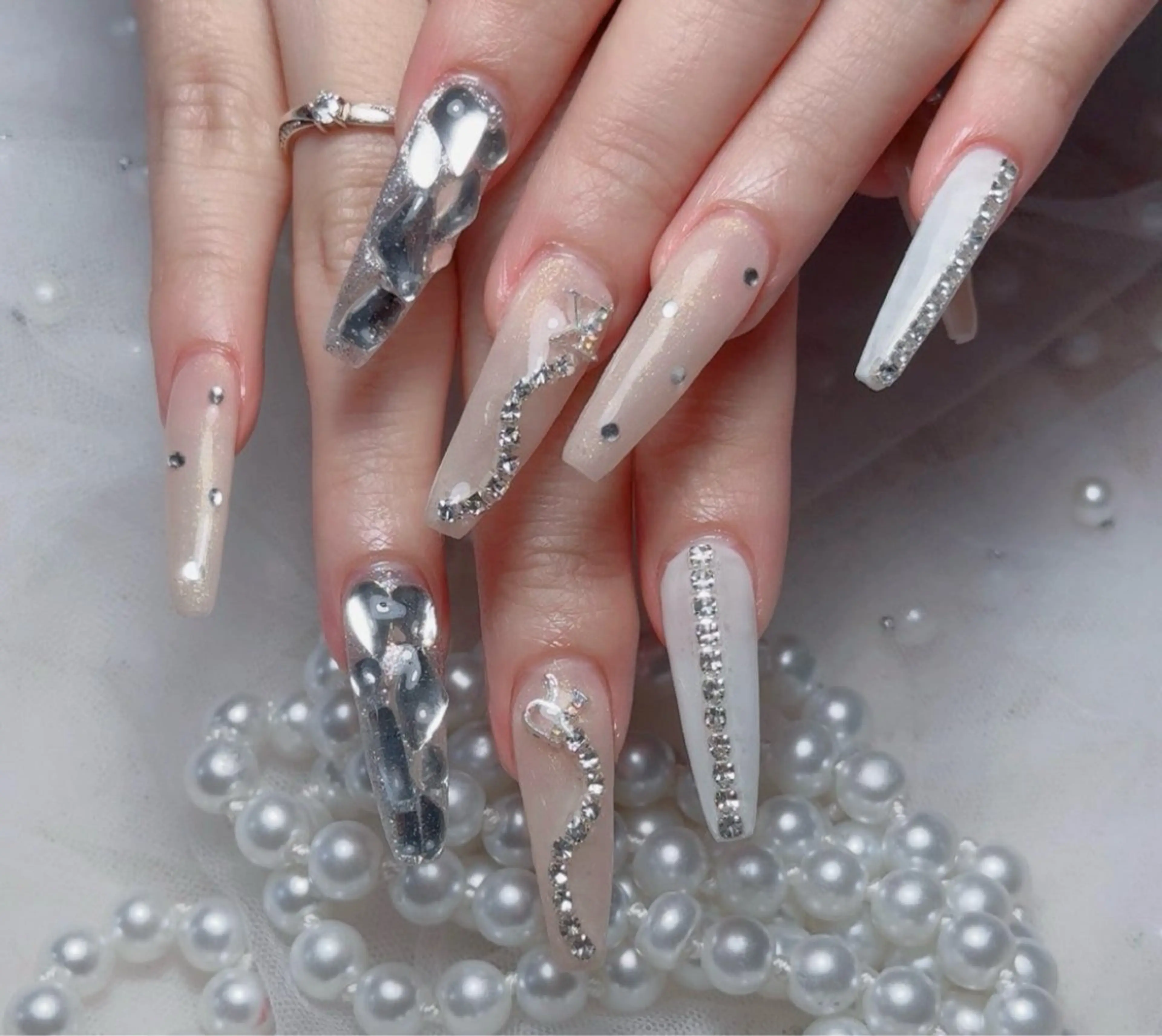 ネイル ハンドネイル 🎀Ｍ nails✨ ビューティーのネイルデザイン