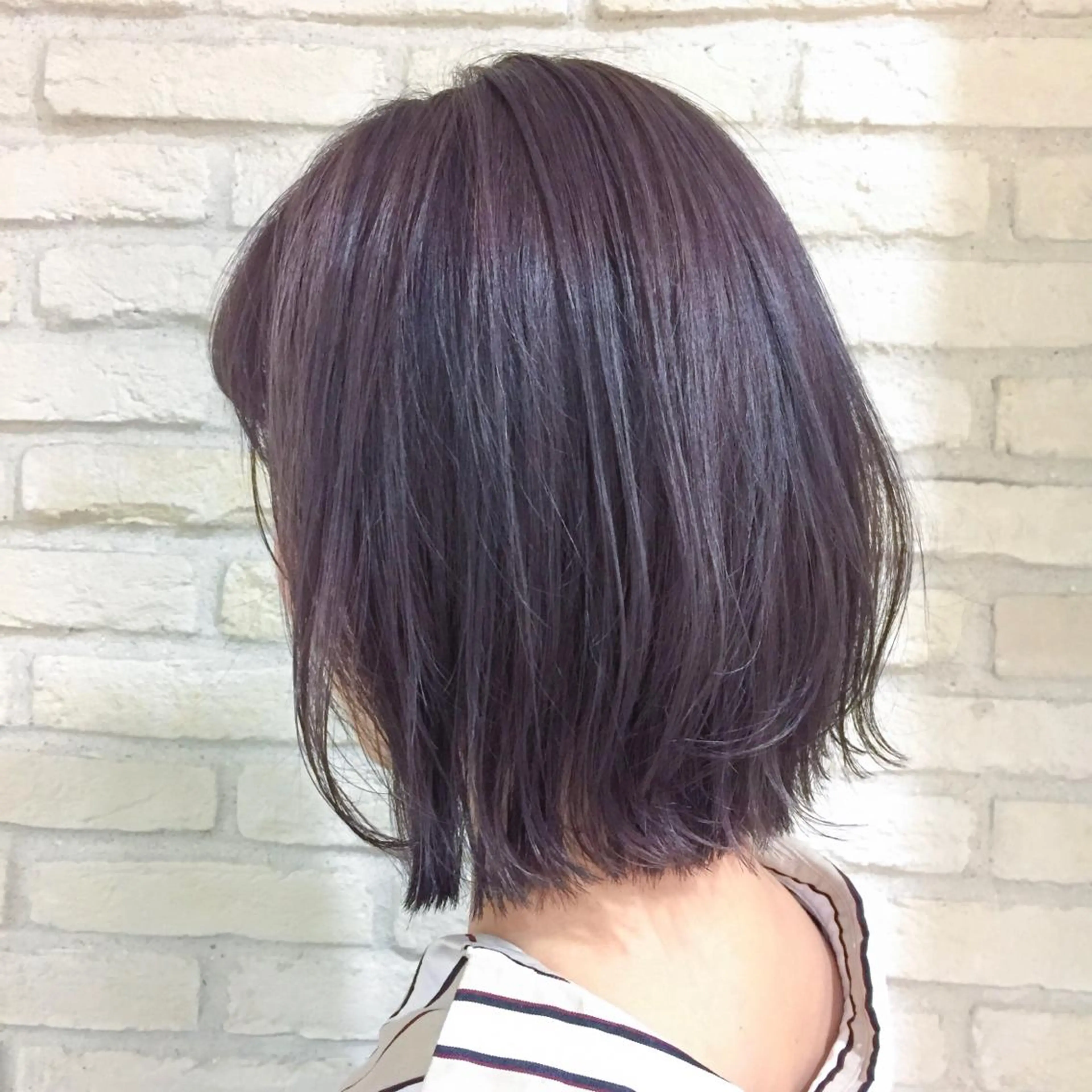 ショート カラー グレージュ ラベンダーカラー ラベンダーグレージュ ラベンダーグレー HAUS 片山みほのヘアスタイル