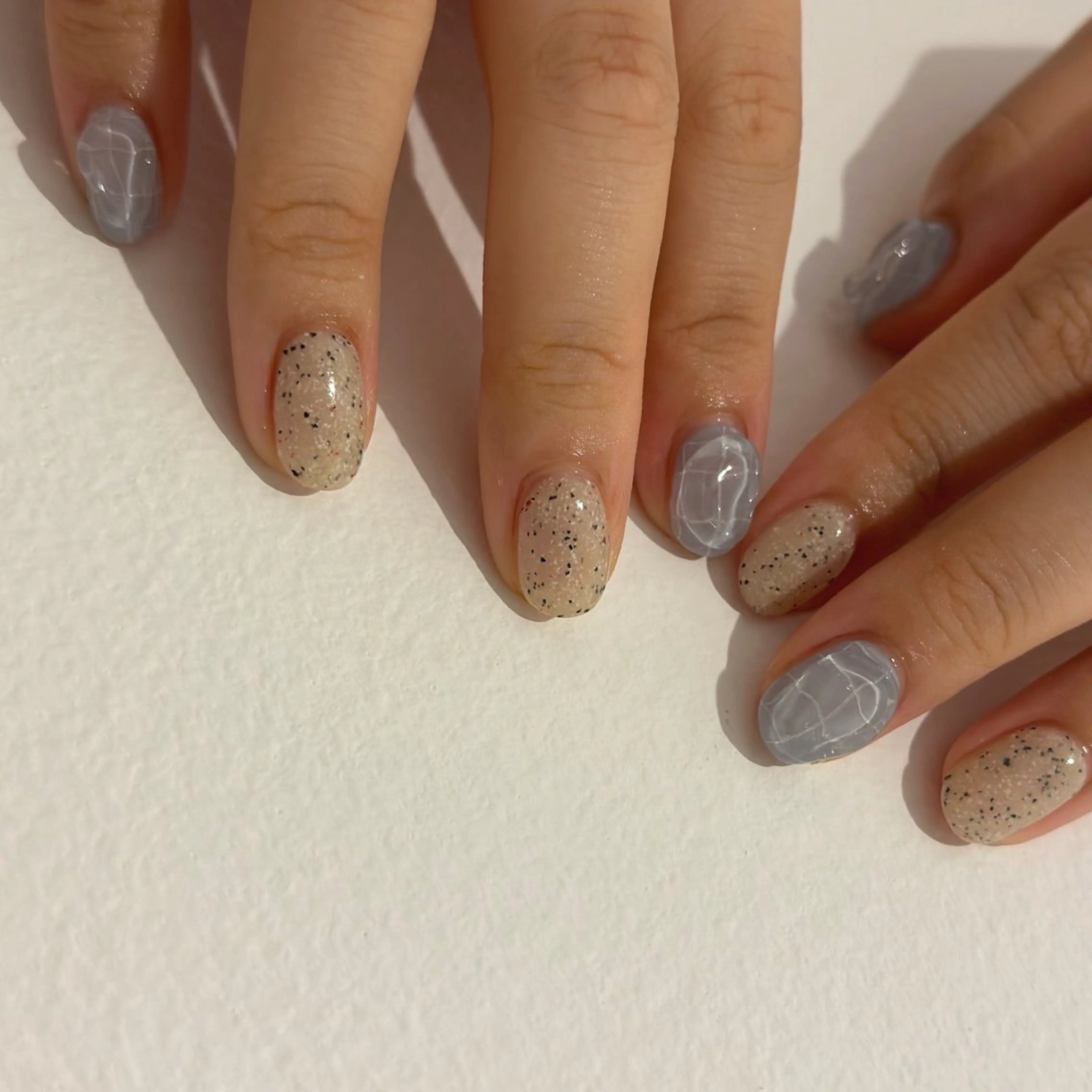 ネイル ハンドネイル Flow nail所属・山本 七海のネイルデザイン