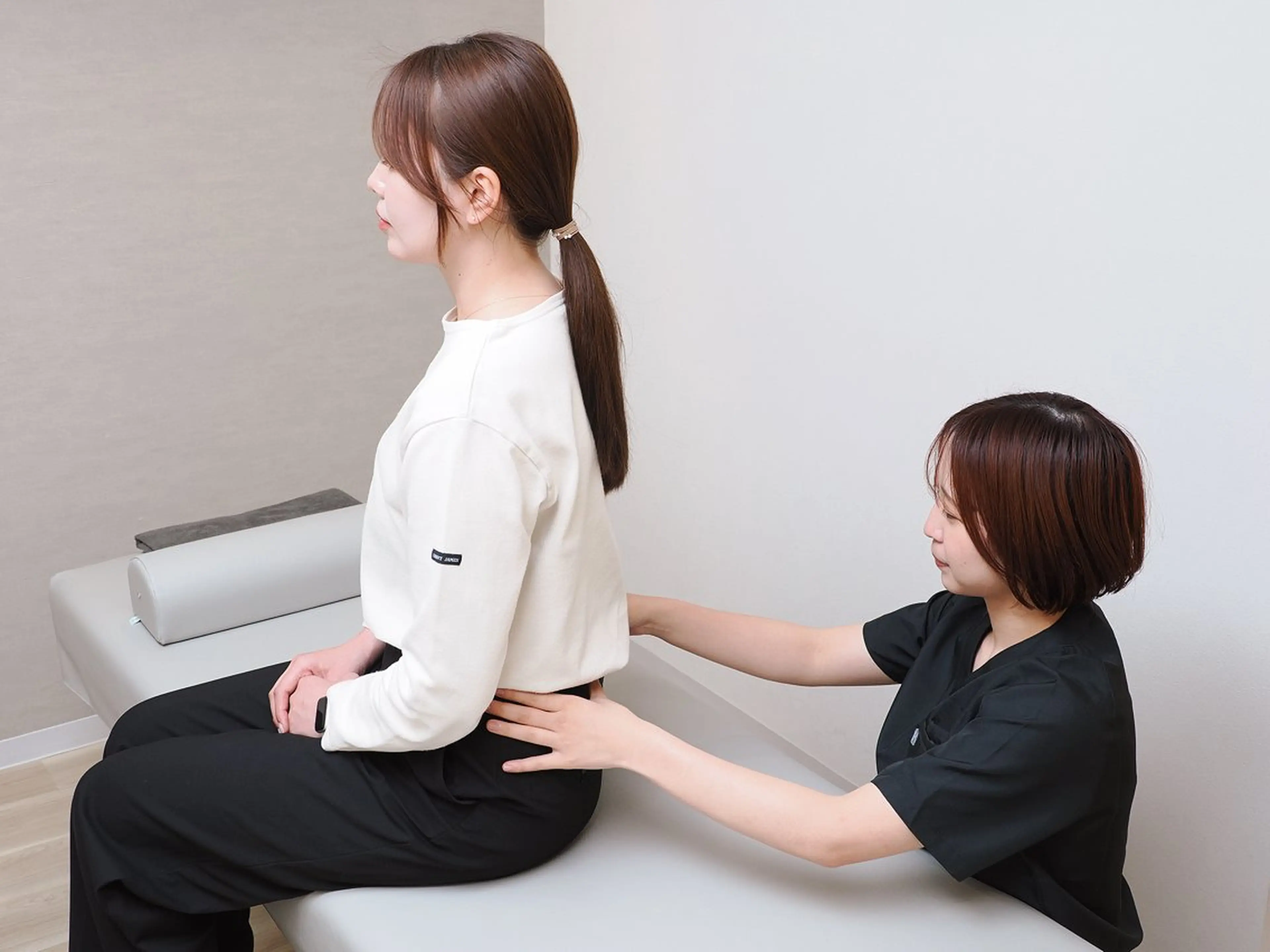 姿勢・骨盤矯正・整体 にこ整骨院・整体院のエステ・リラクイメージ