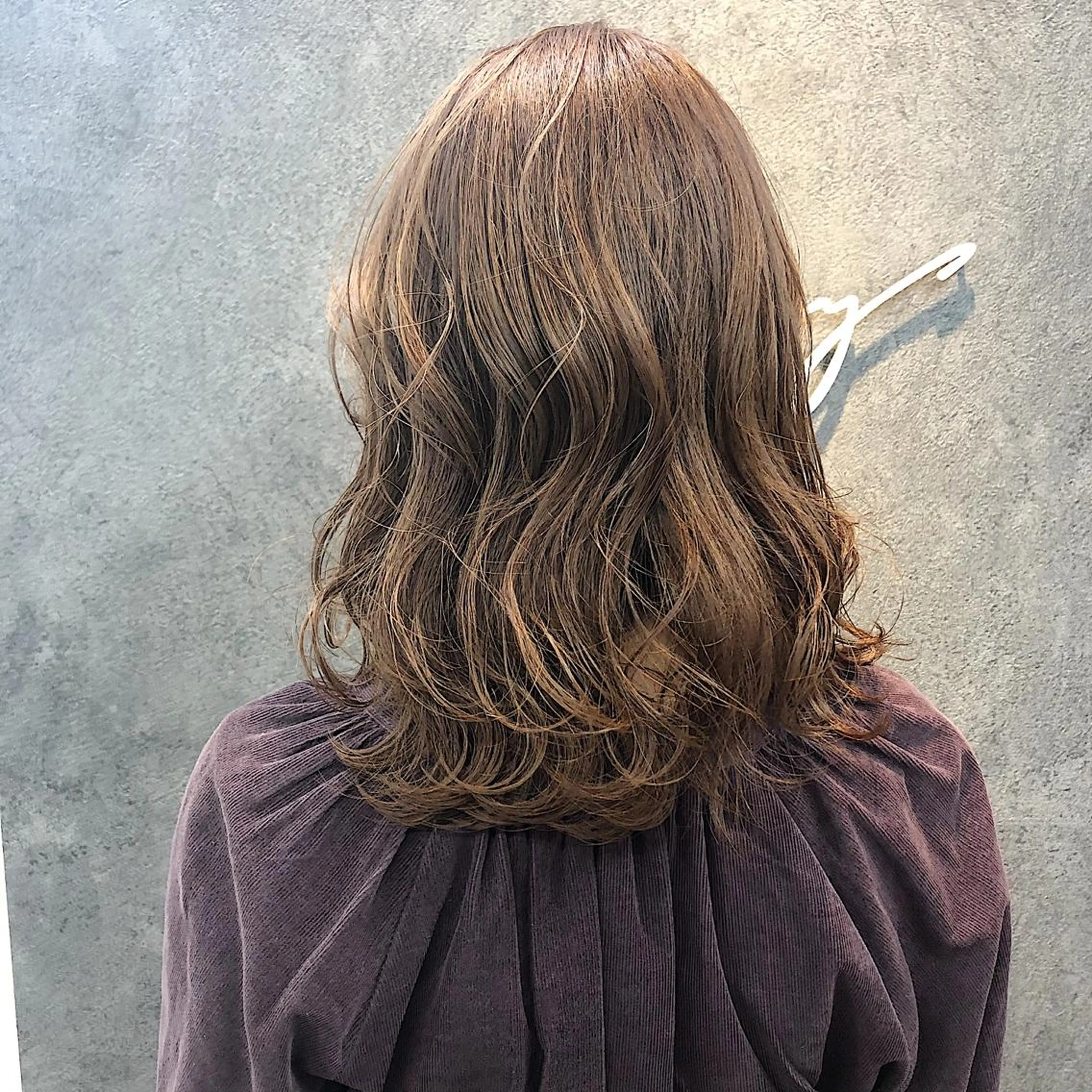 セミロング ヘアカラー トリートメント 所渉/韓国レイヤー /ウルフカットのヘアスタイル