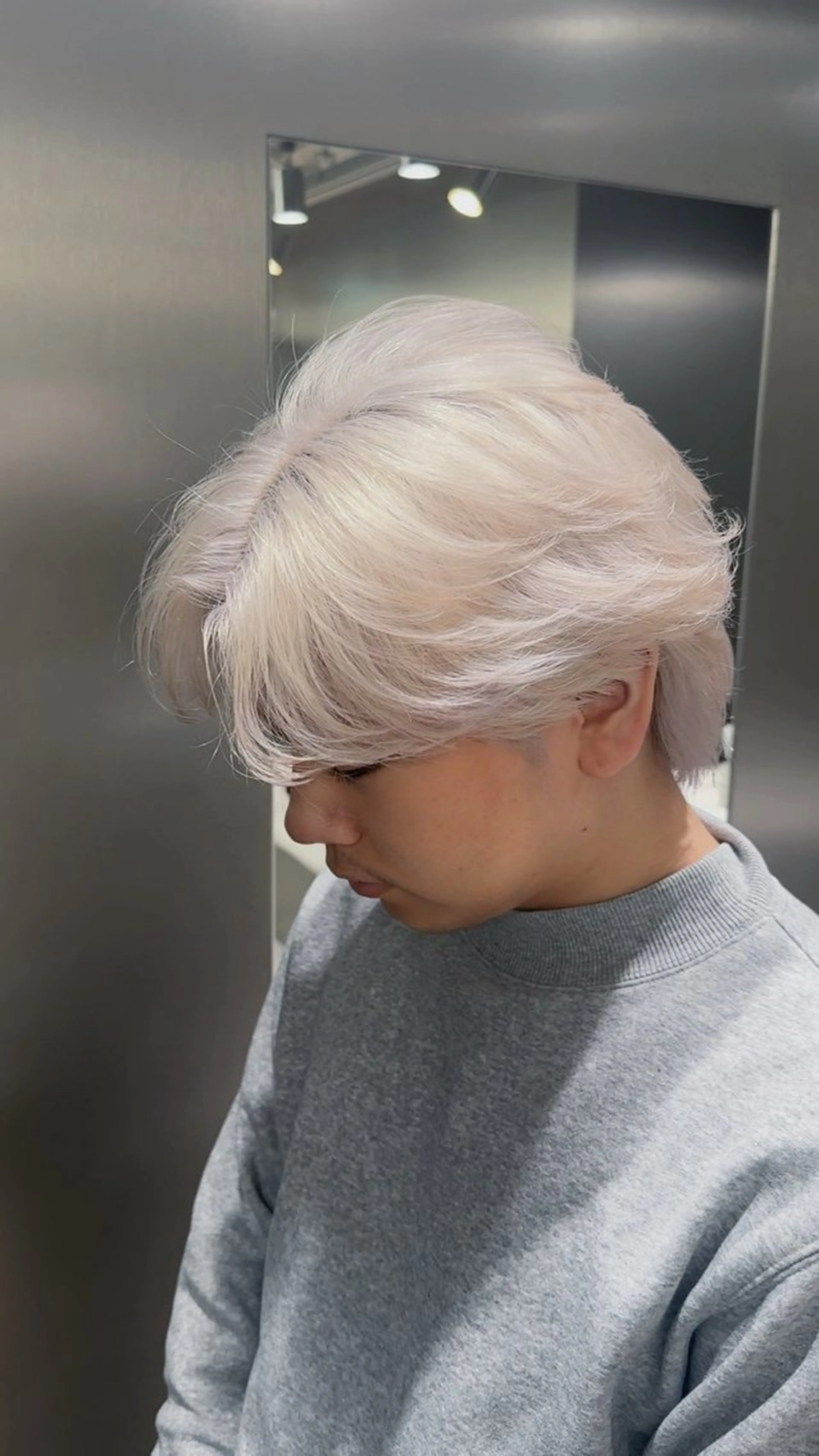 カラー メンズ ヘアカラー ハイトーン/デザイン カラー／悠斗のヘアスタイル