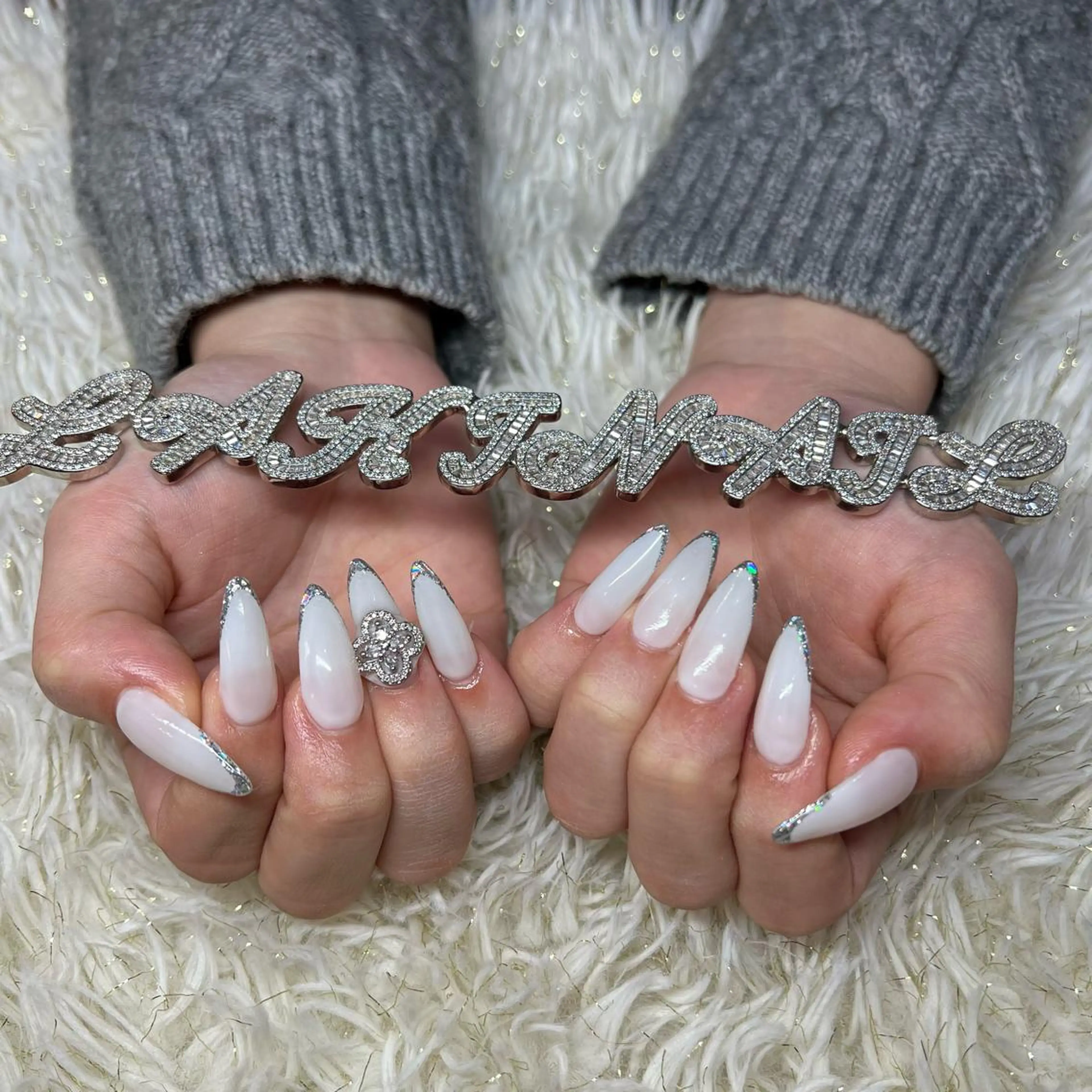 ネイル フレンチネイル ガラスフレンチ Dia Nail AKIのネイルデザイン