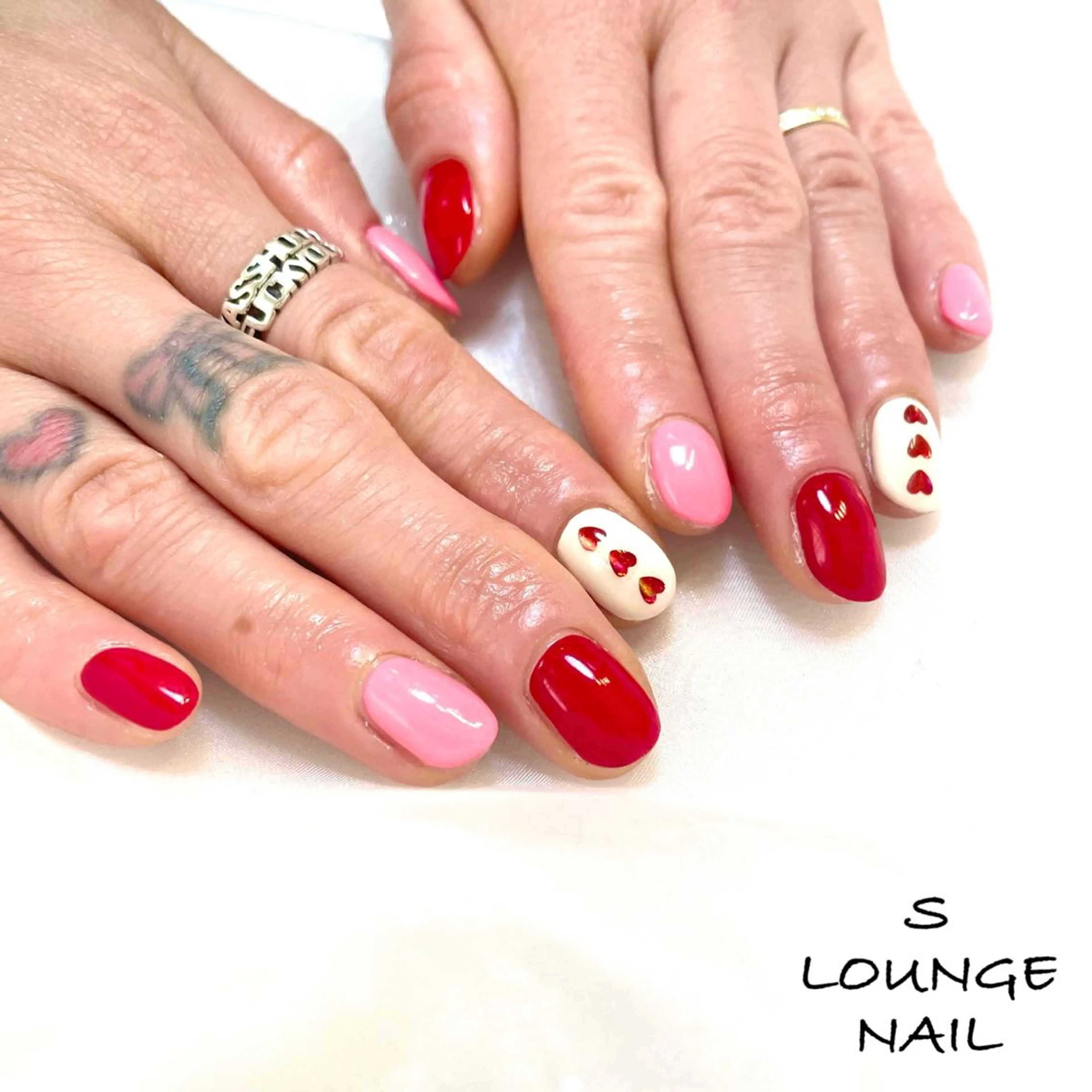 ネイル ハート ハンドネイル フットネイル S LOUNGE NAIL所属・パーツたくさん🍓 SUMIのネイルデザイン