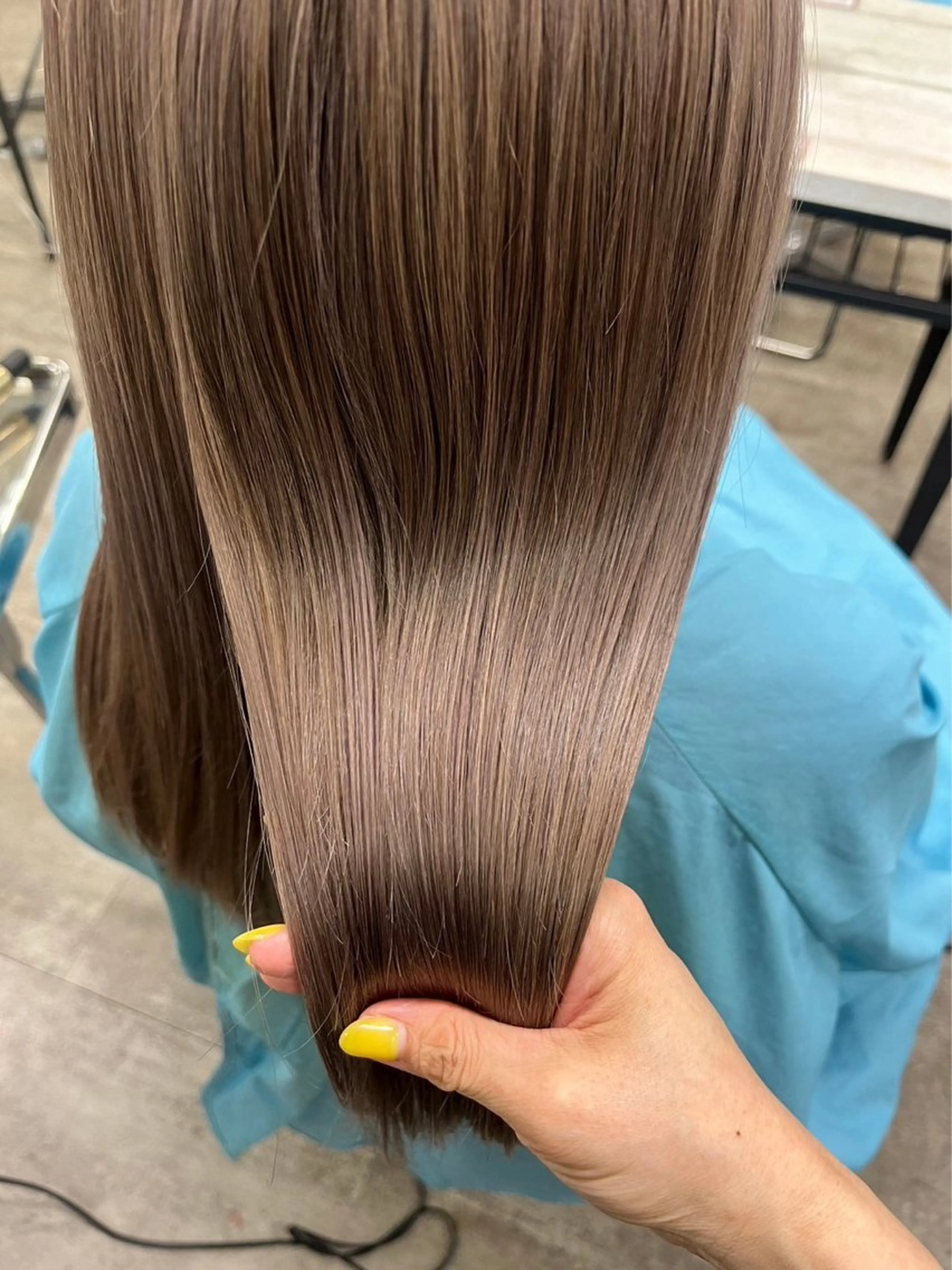 ロング 🍑メンズカット 透明感カラーもえ🍑のヘアスタイル