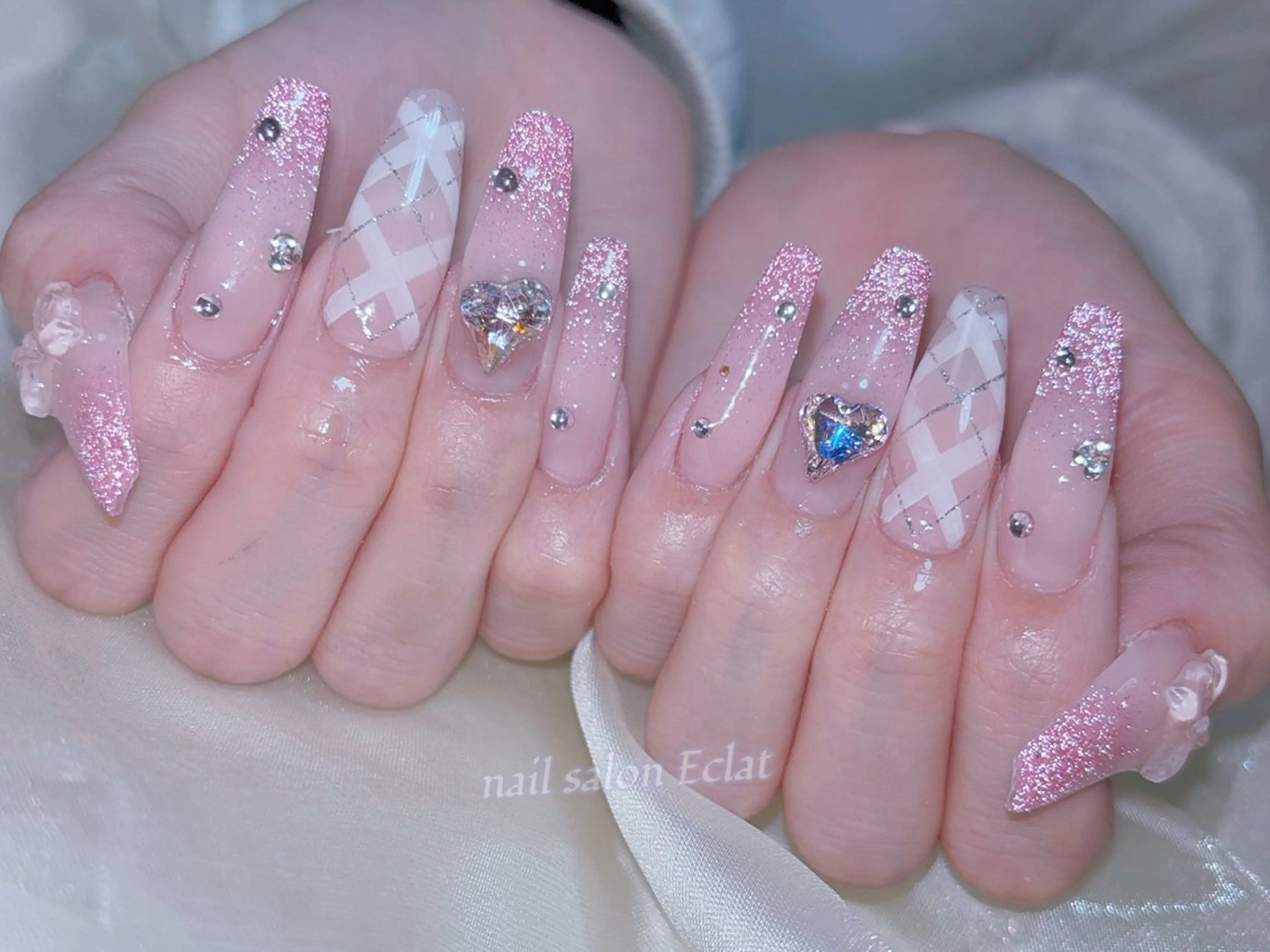 ネイル ハンドネイル ネイルサロンエクラ 🫧Shizukaのネイルデザイン