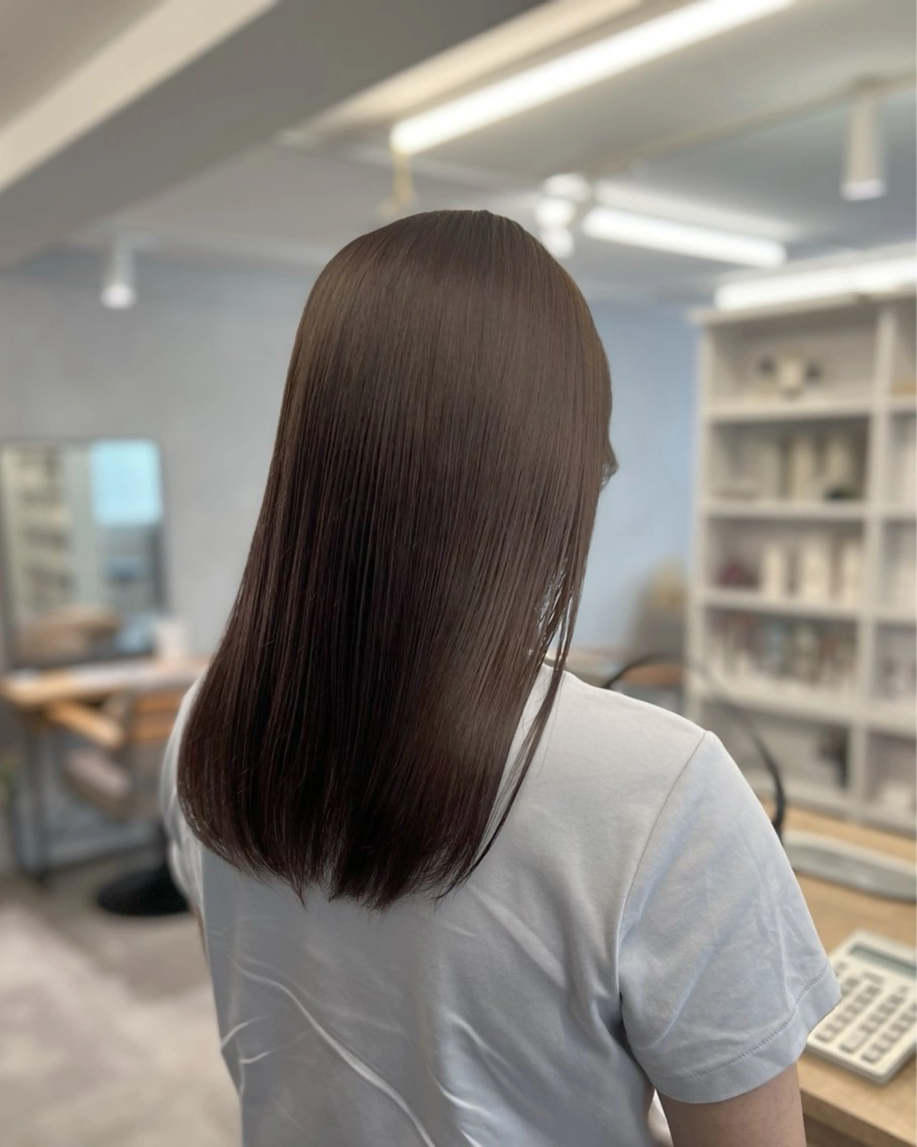 カット+髪質改善ストレート+カラー+システムトリートメントの写真