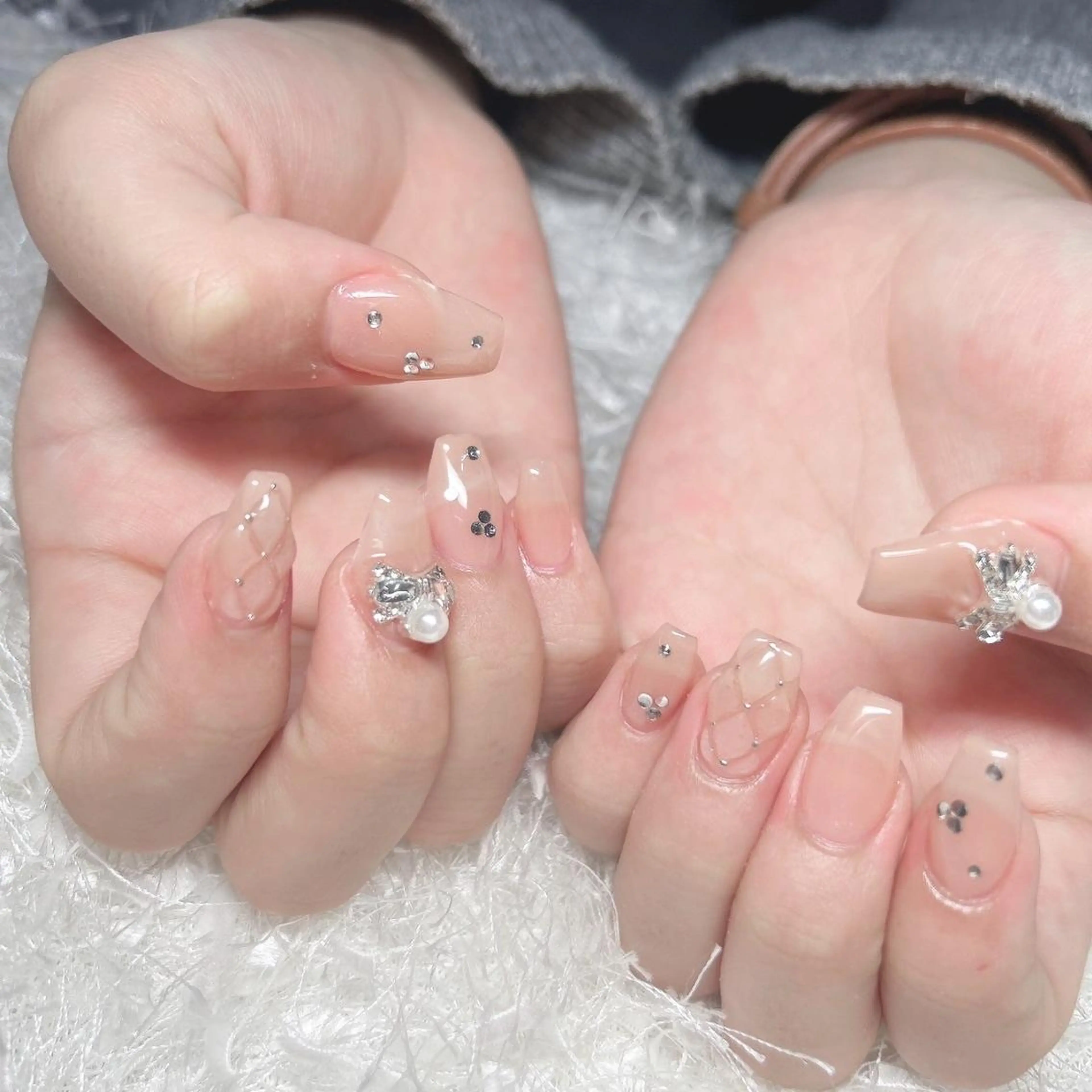 ネイル 長さ出し フレンチネイル ジェルネイル グラデーション 韓国ネイル ハンドネイル Nail&eye Belire 新宿のネイルデザイン