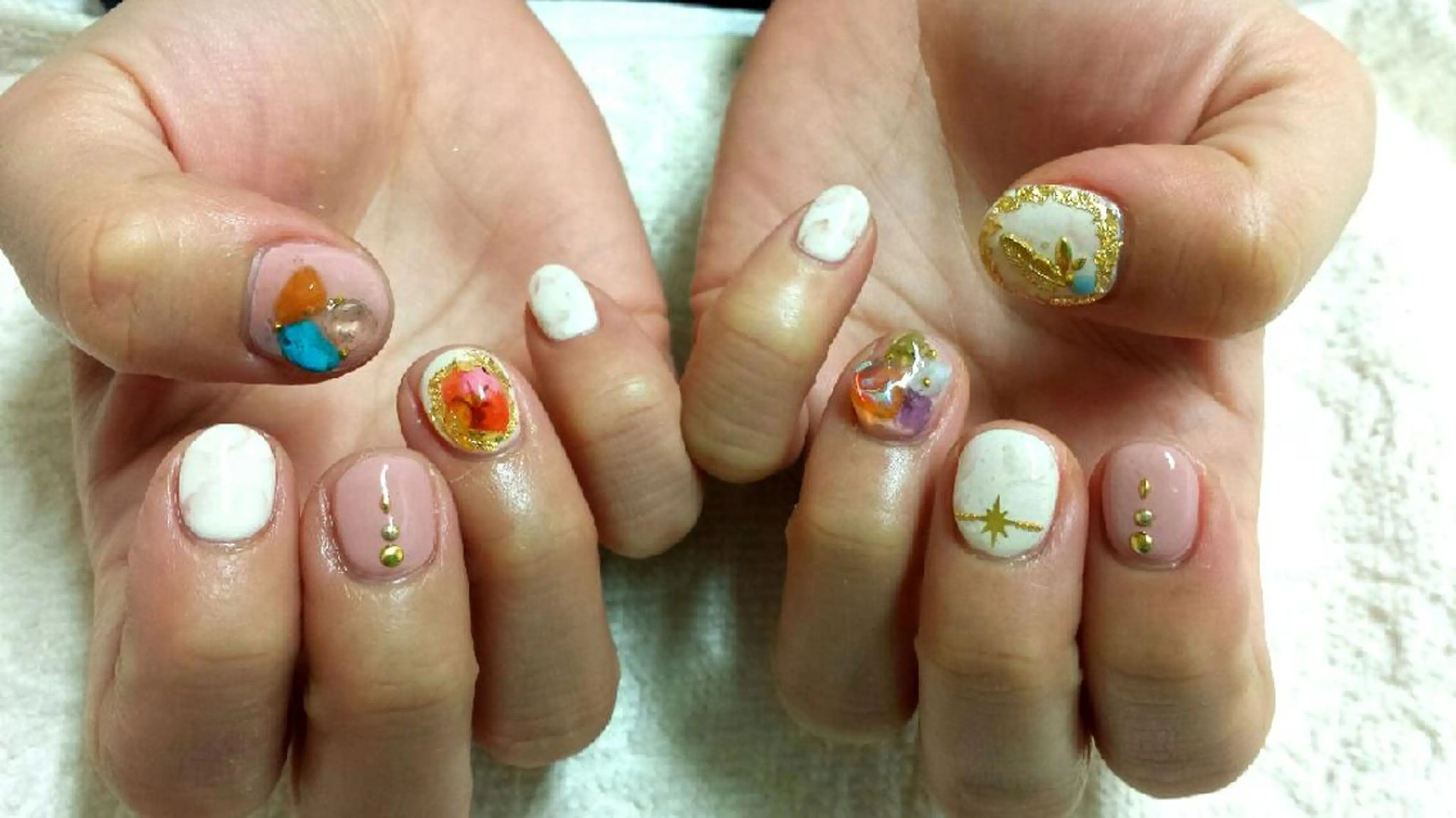 ネイル 河野ちえ (雑誌掲載サロン)のネイルデザイン